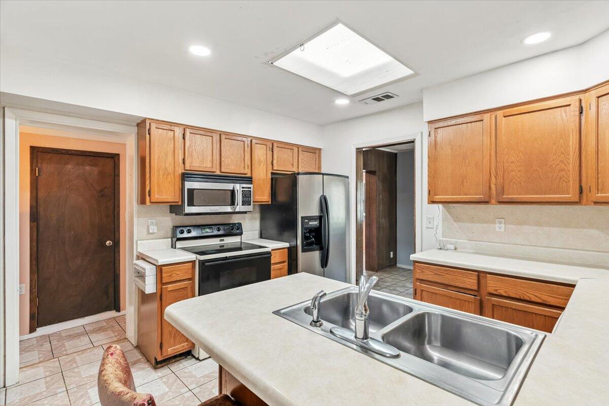 VESTA HEIGHTS 1ST ADDN - Residential