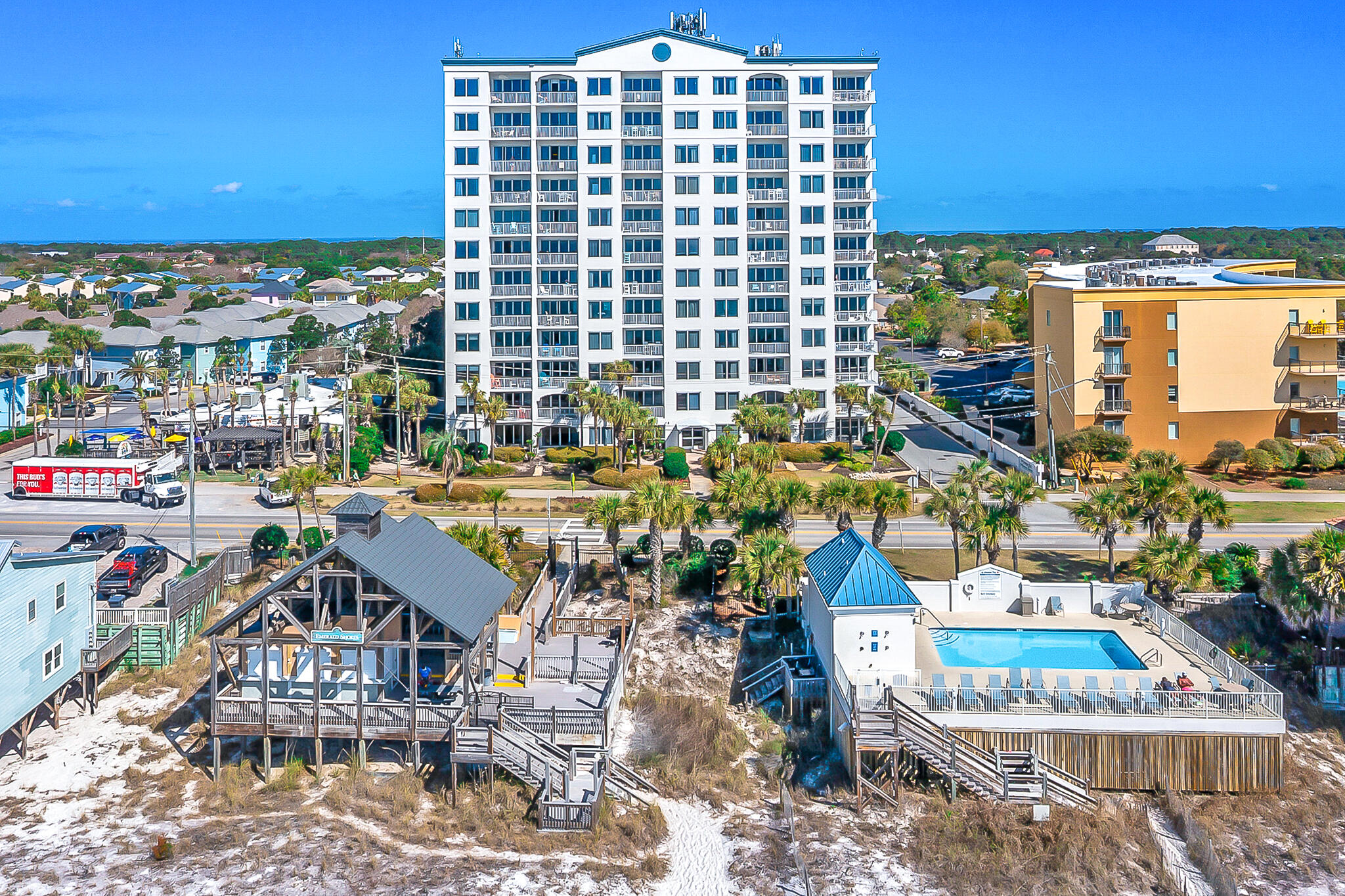 LEEWARD KEY - Residential