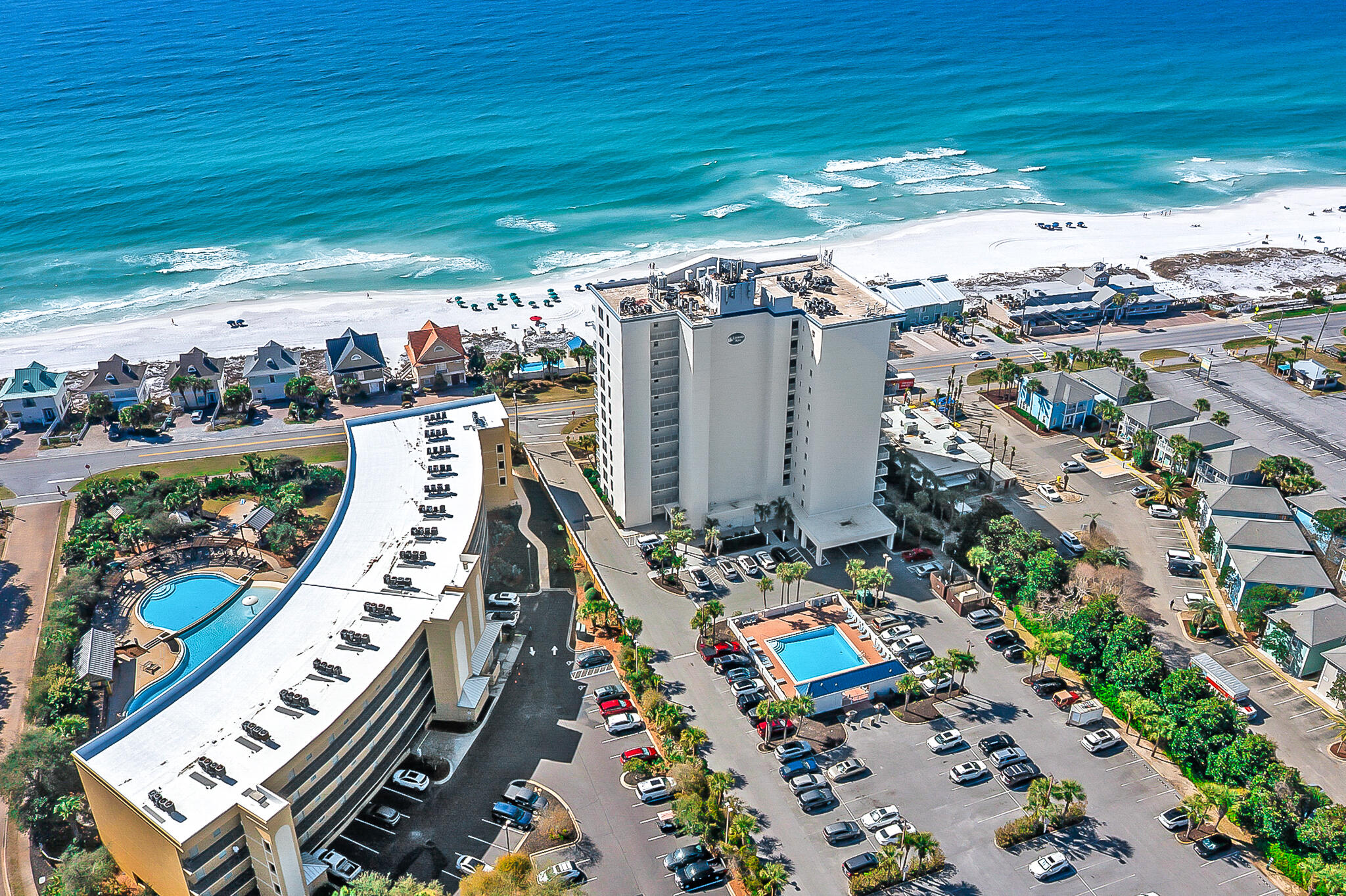 LEEWARD KEY - Residential