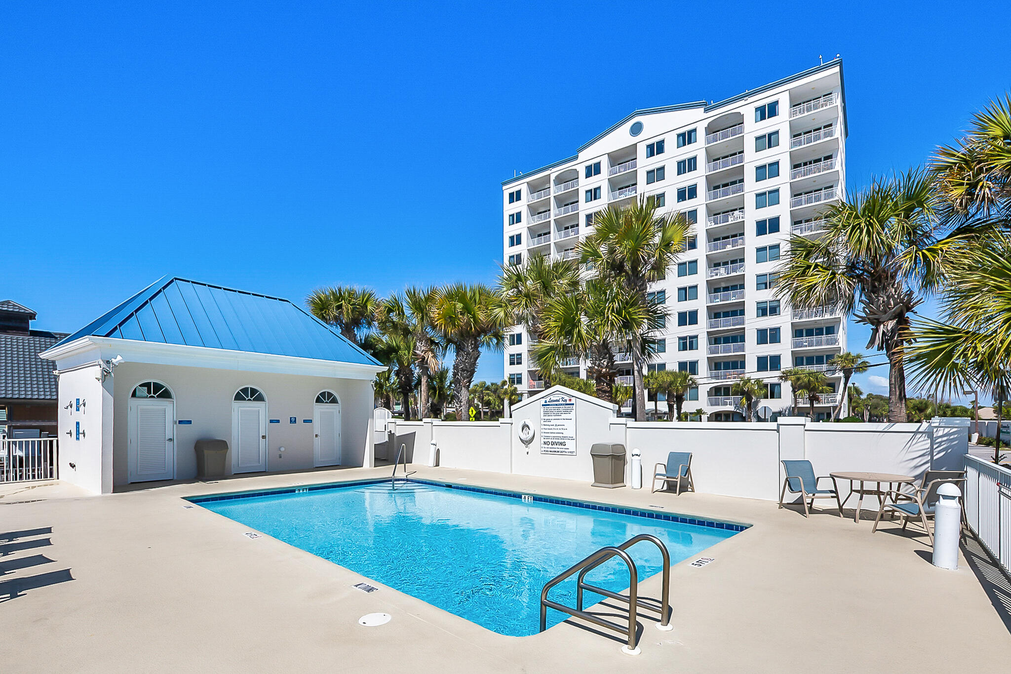 LEEWARD KEY - Residential