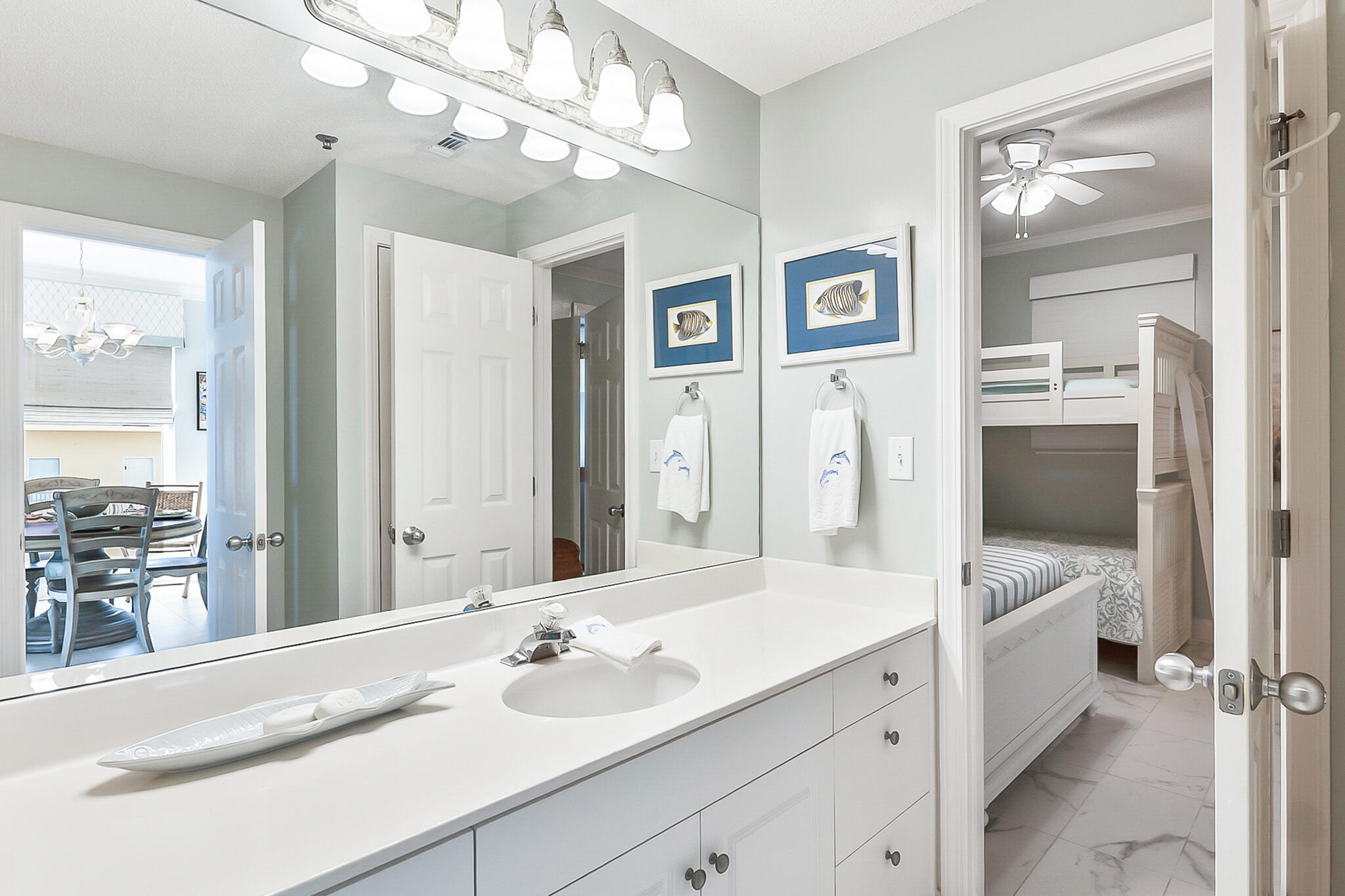 LEEWARD KEY - Residential