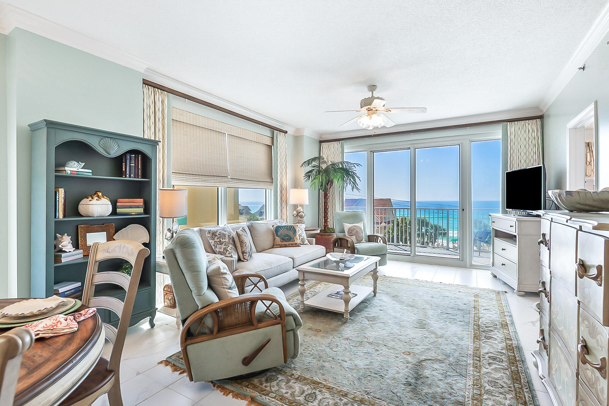 LEEWARD KEY - Residential