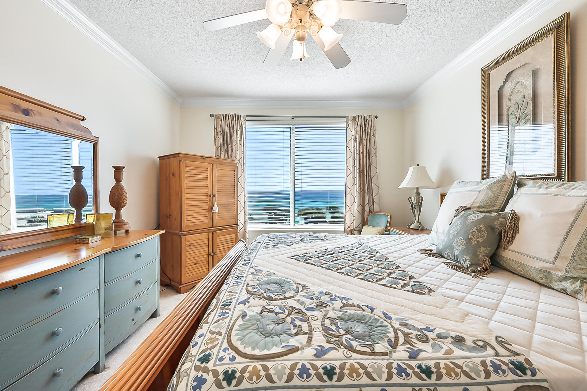 LEEWARD KEY - Residential
