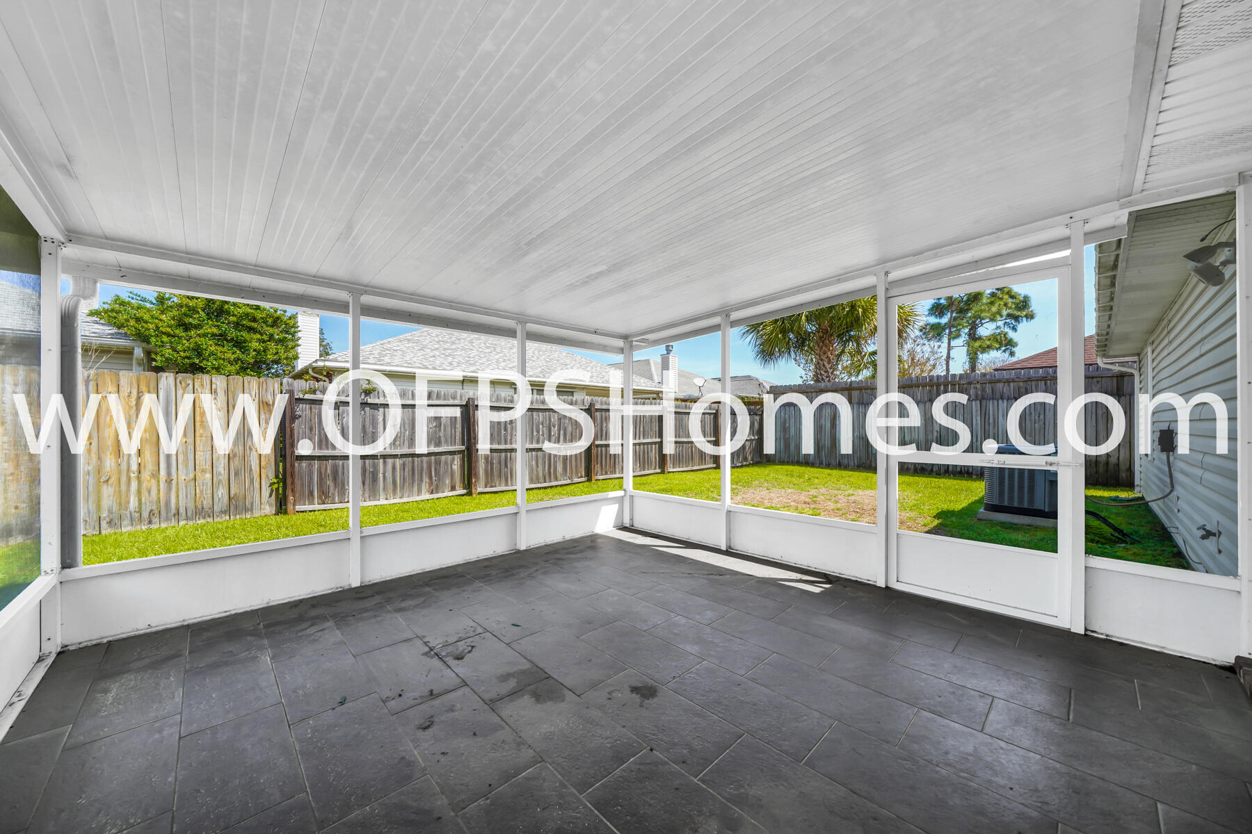 EMERALD VILLAGE S/D - Residential Lease
