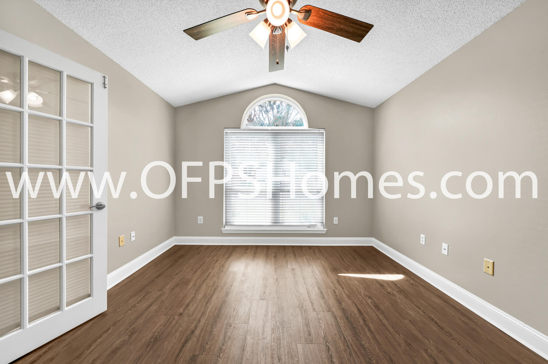 EMERALD VILLAGE S/D - Residential Lease