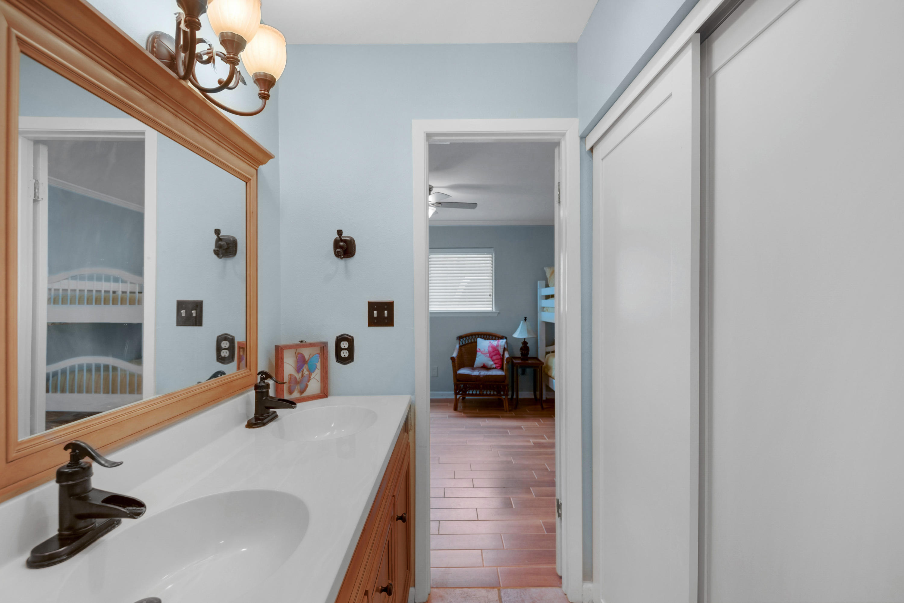 BLUE MOUNTAIN VILLAS CONDO - Residential