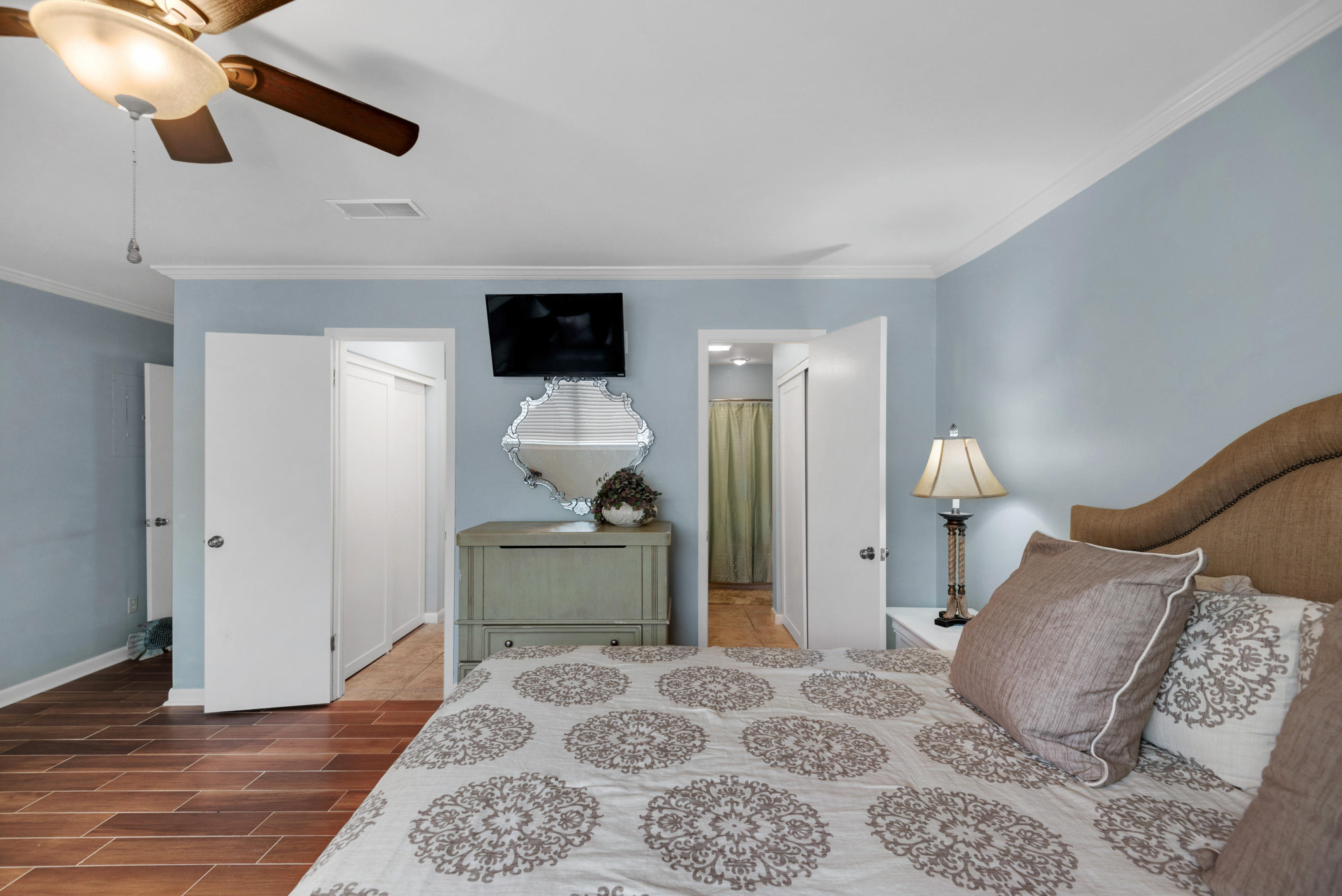 BLUE MOUNTAIN VILLAS CONDO - Residential