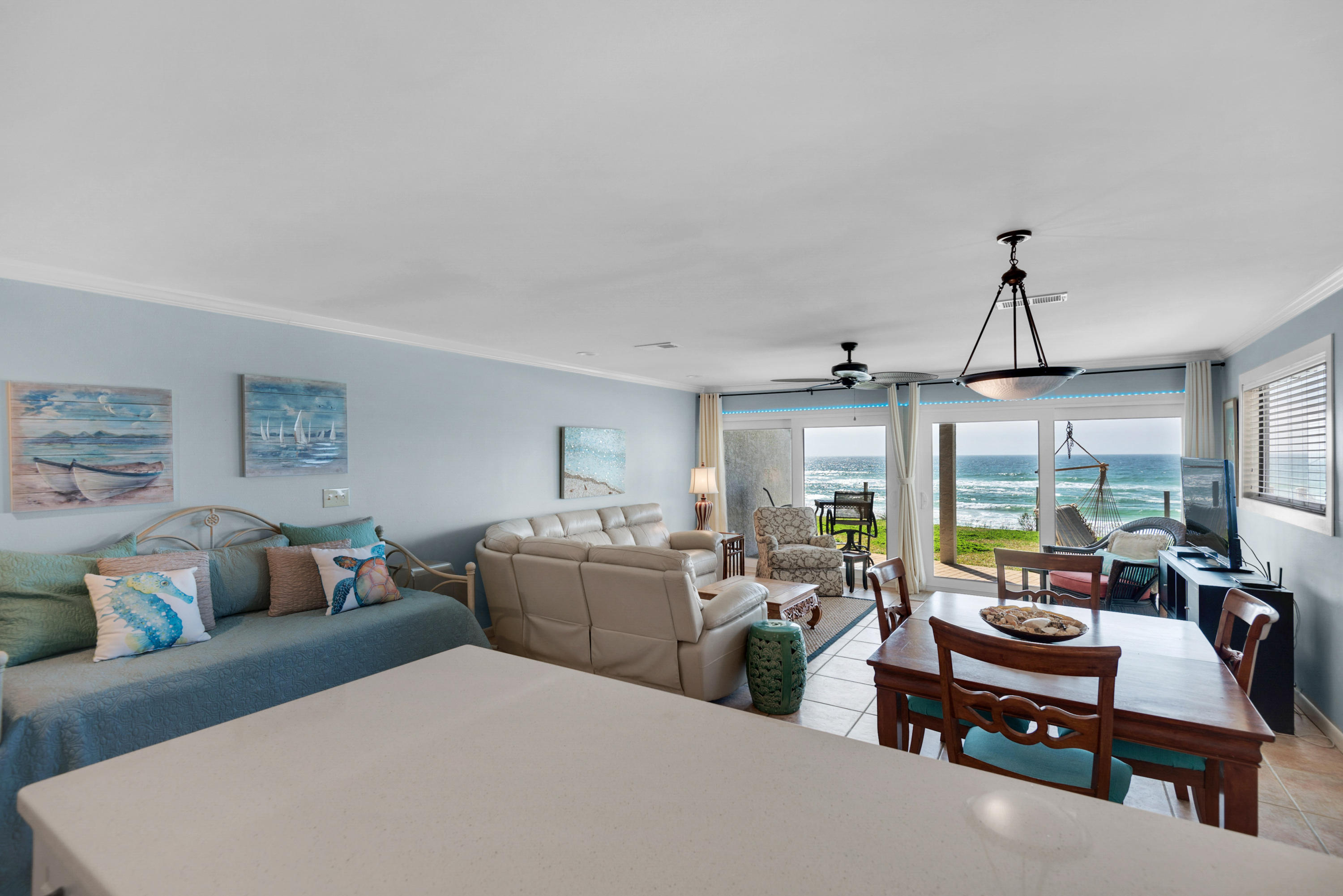 BLUE MOUNTAIN VILLAS CONDO - Residential