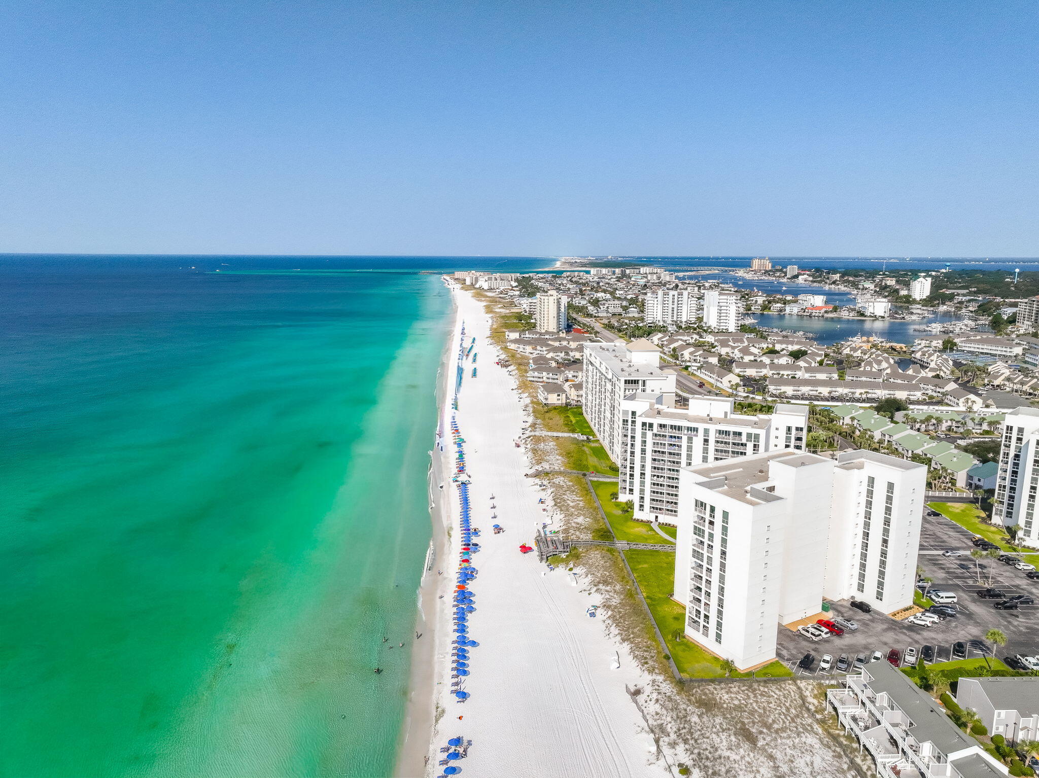 SHORELINE TOWERS 4 - Residential