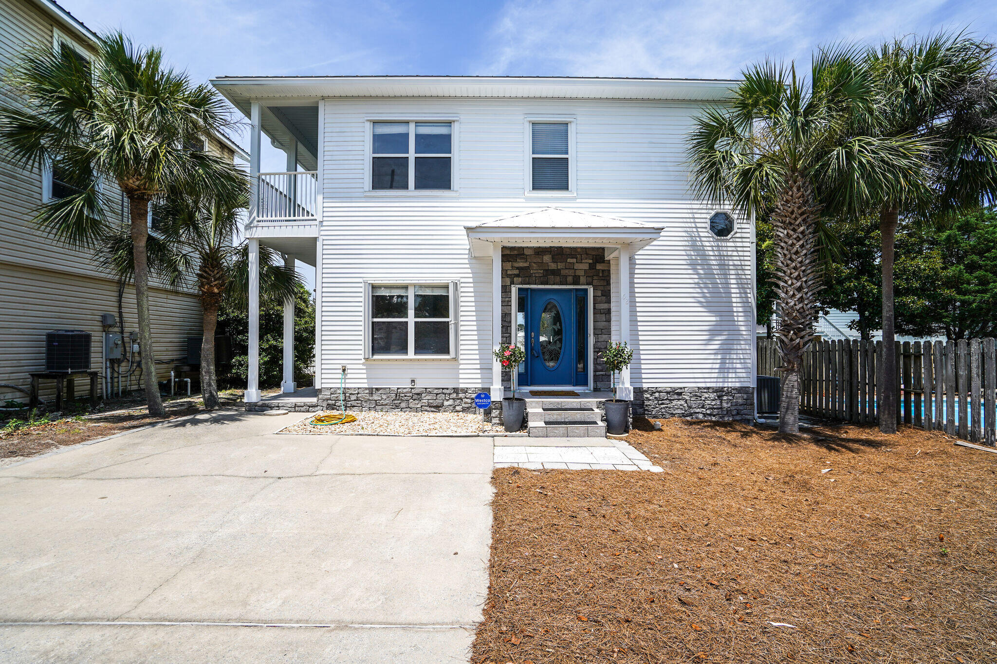 CRYSTAL BEACH - Residential
