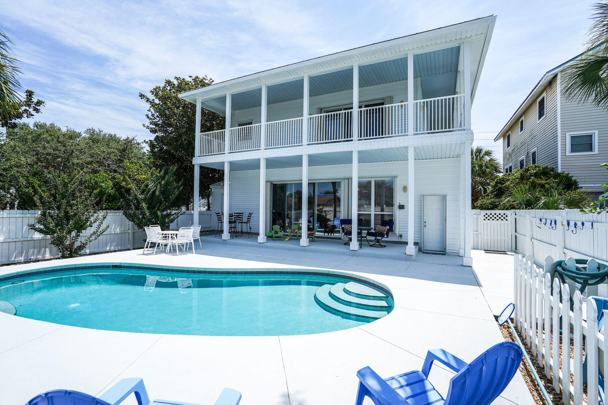 CRYSTAL BEACH - Residential