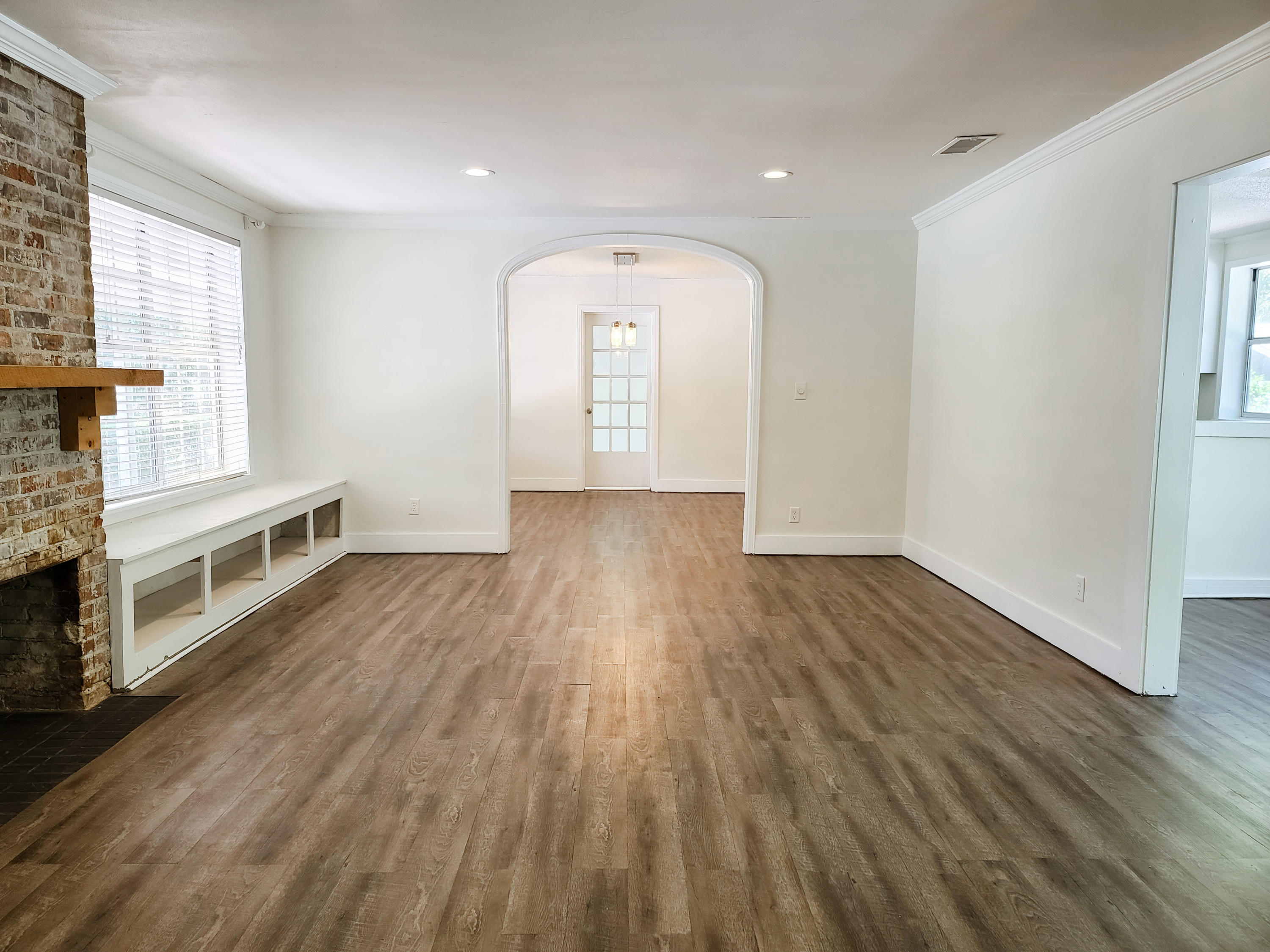 OAKCREST F & G PLAT 3 - Residential Lease