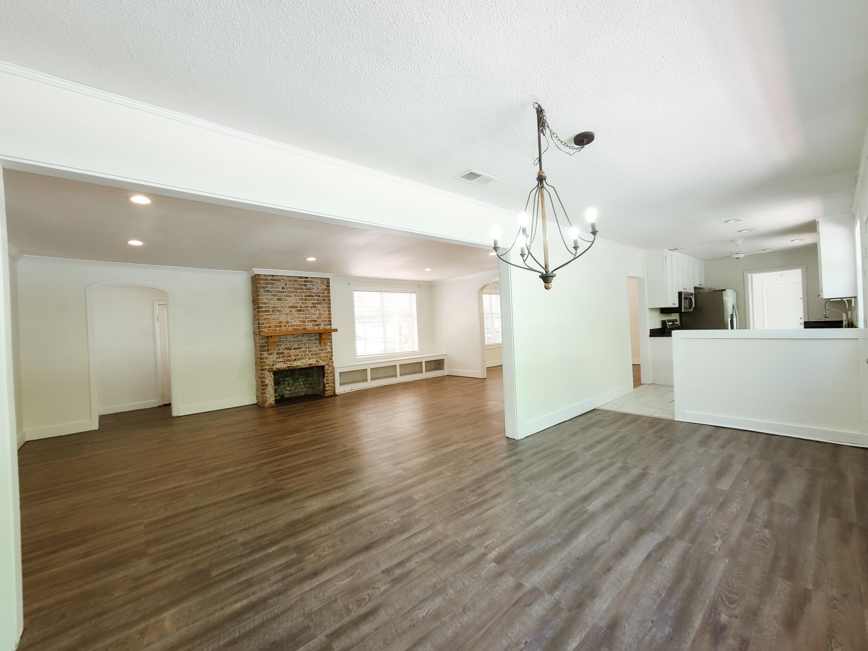 OAKCREST F & G PLAT 3 - Residential Lease