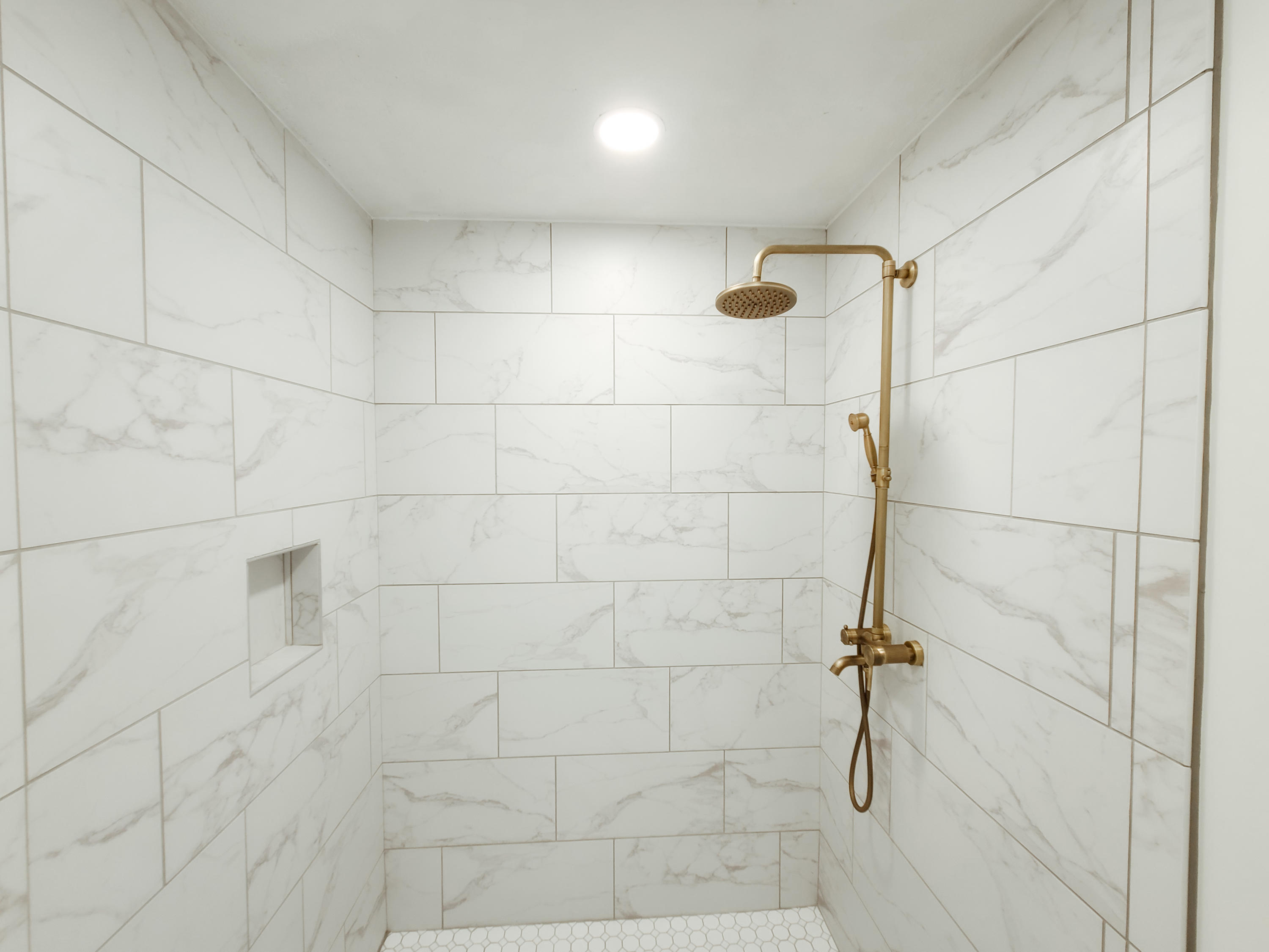 OAKCREST F & G PLAT 3 - Residential Lease