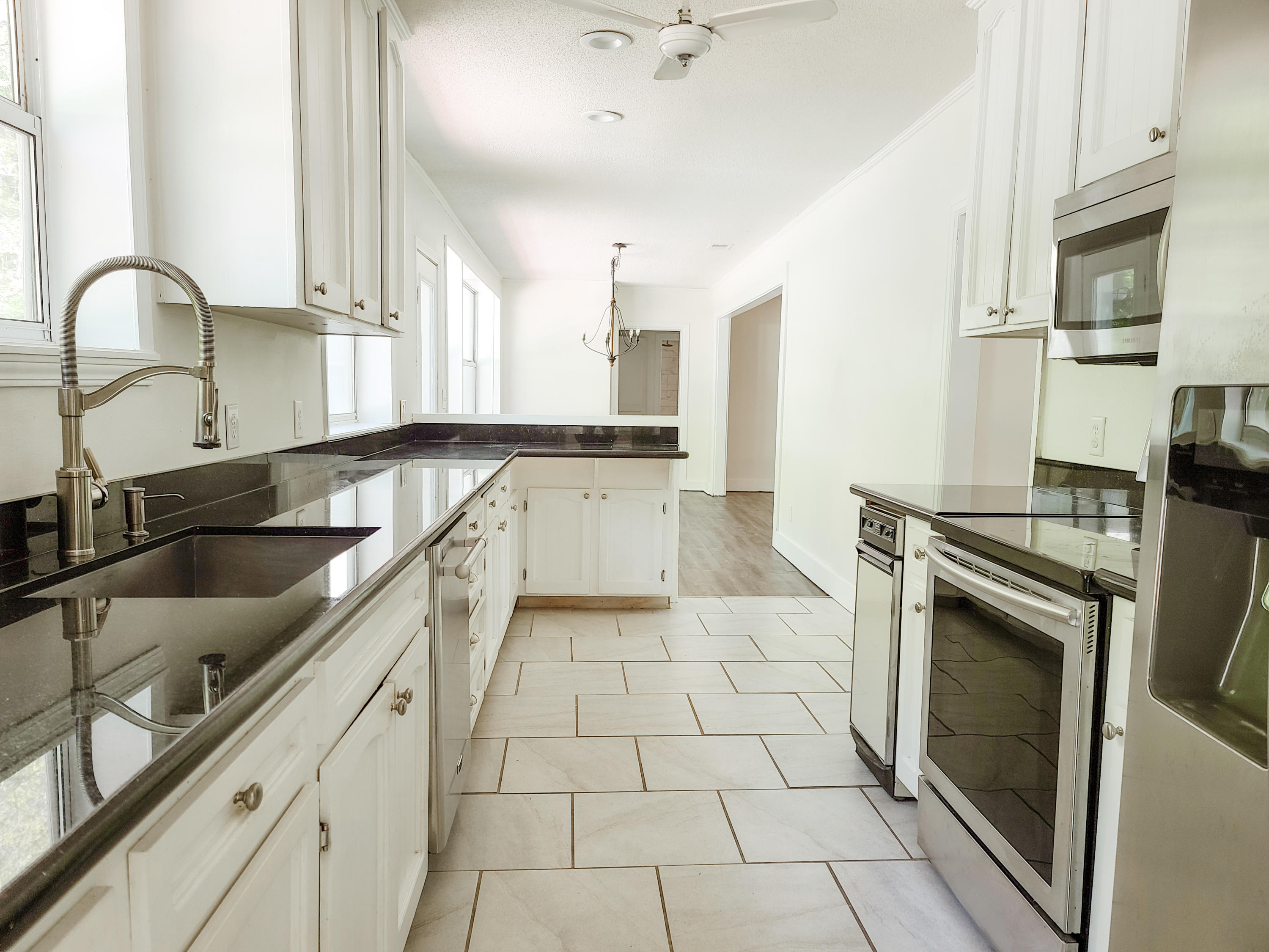 OAKCREST F & G PLAT 3 - Residential Lease