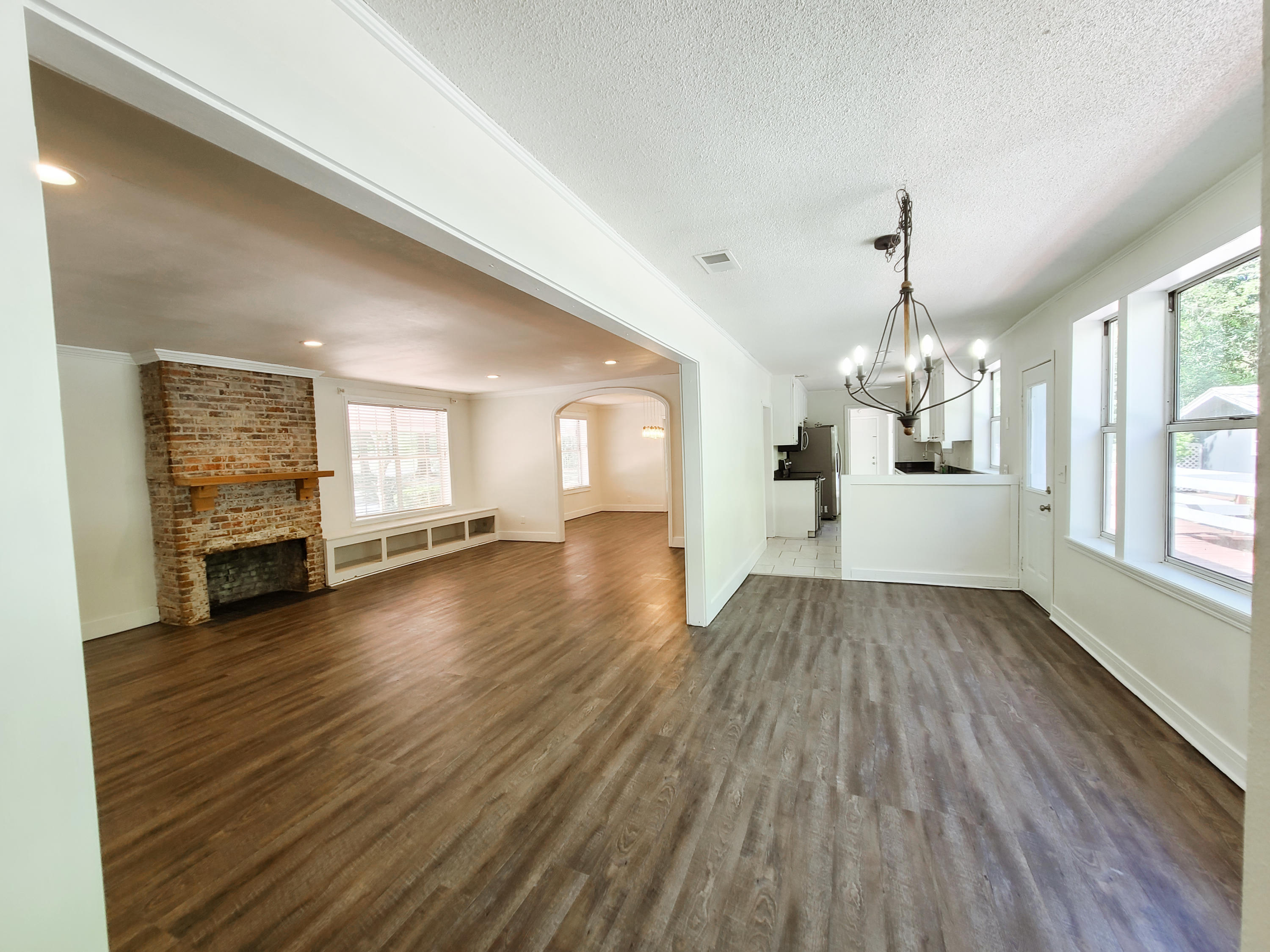 OAKCREST F & G PLAT 3 - Residential Lease
