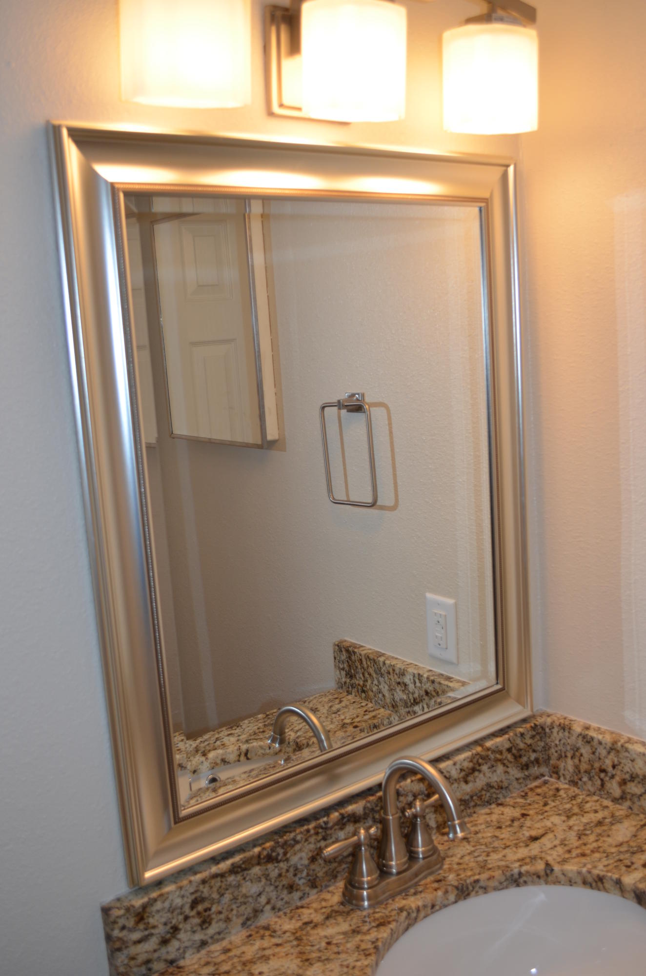 CINCO BAYOU - Residential Lease