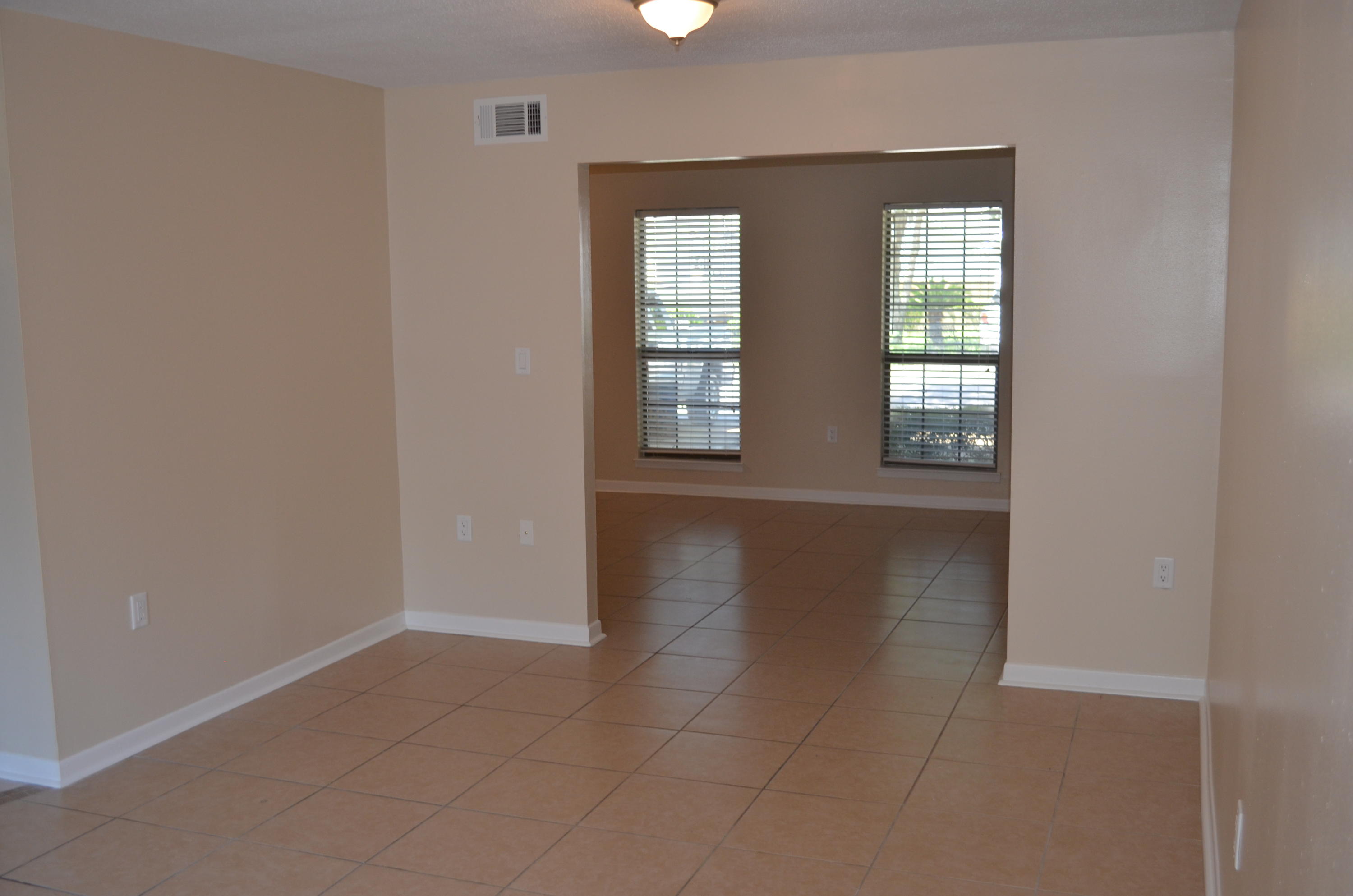 CINCO BAYOU - Residential Lease