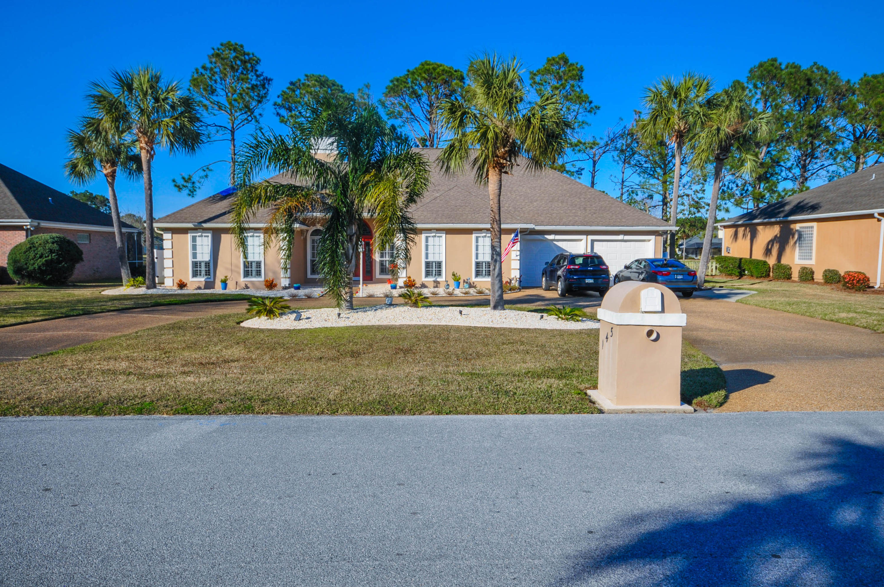 GLADES THE - Residential