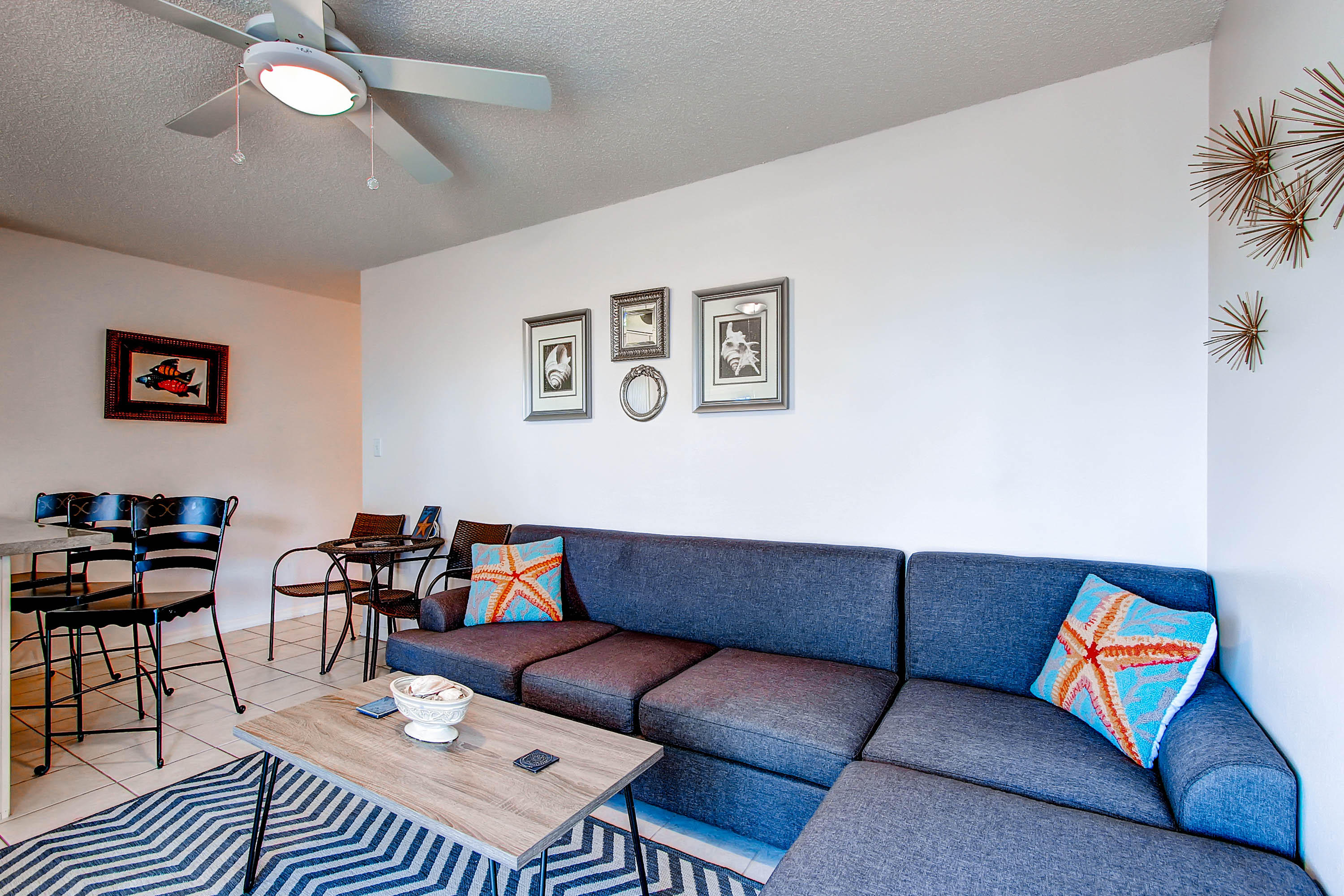 BEACHSIDE VILLAS CONDO - Residential