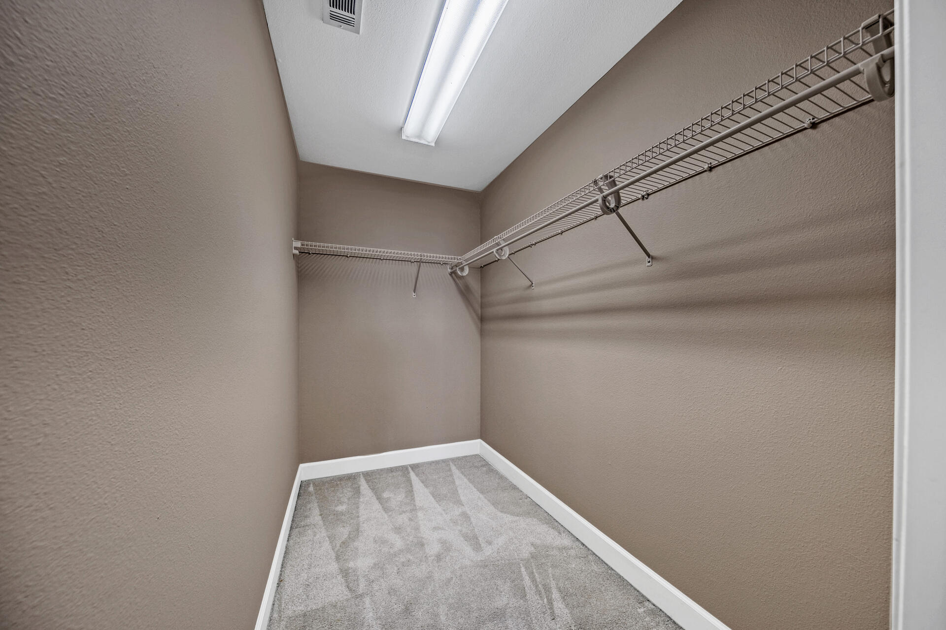 RAINTREE ESTATES - Residential