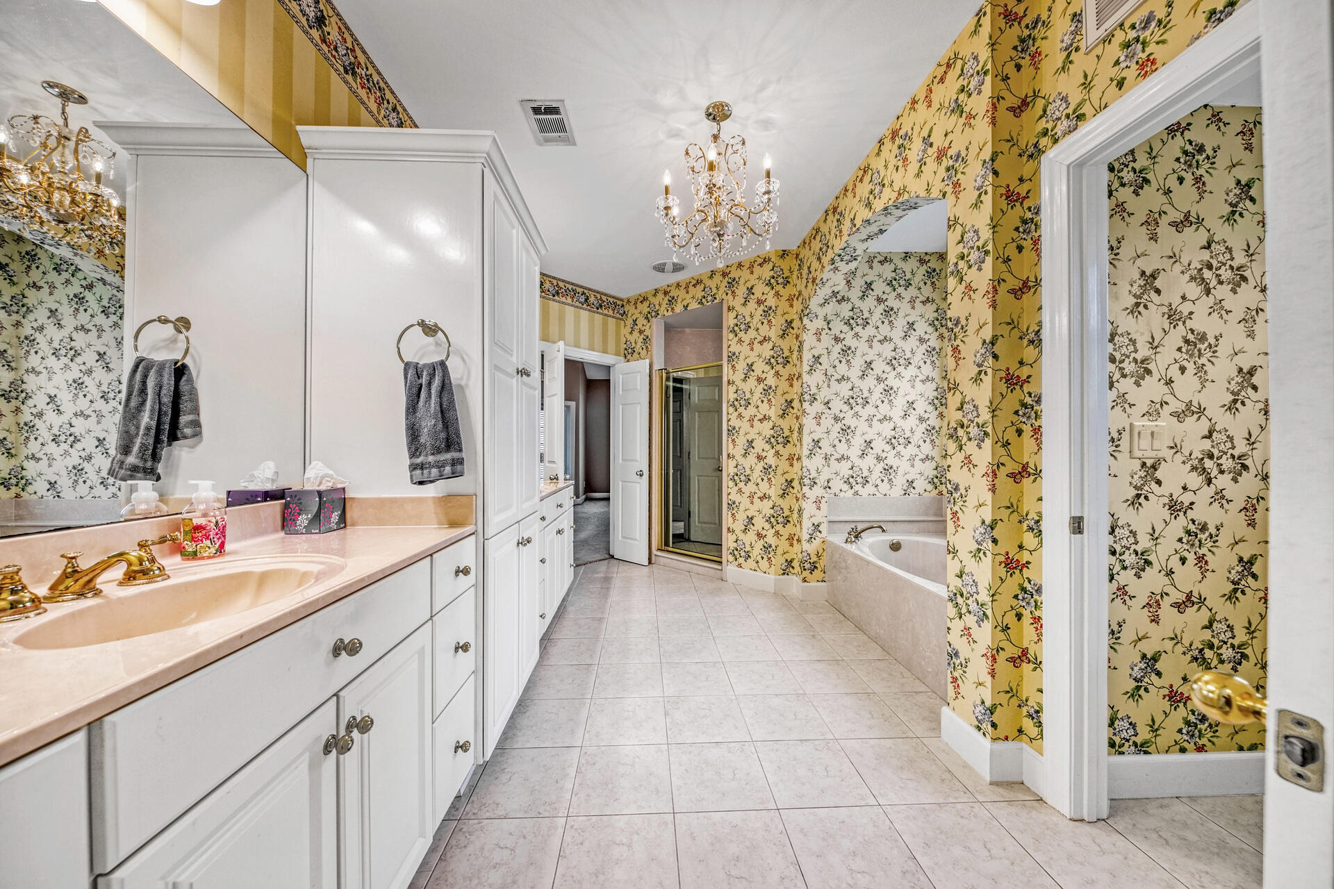 RAINTREE ESTATES - Residential