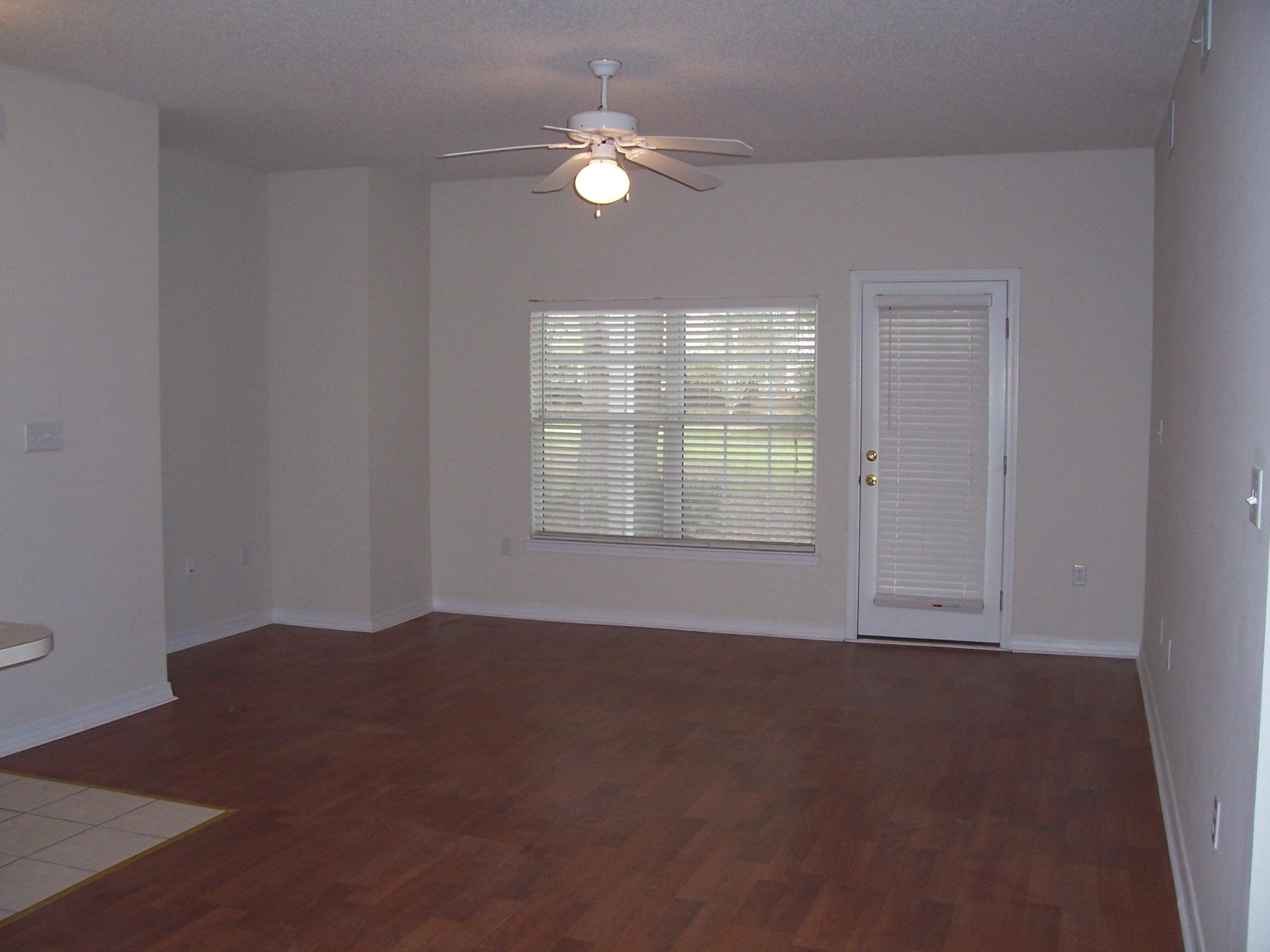 THE OAKS - Residential