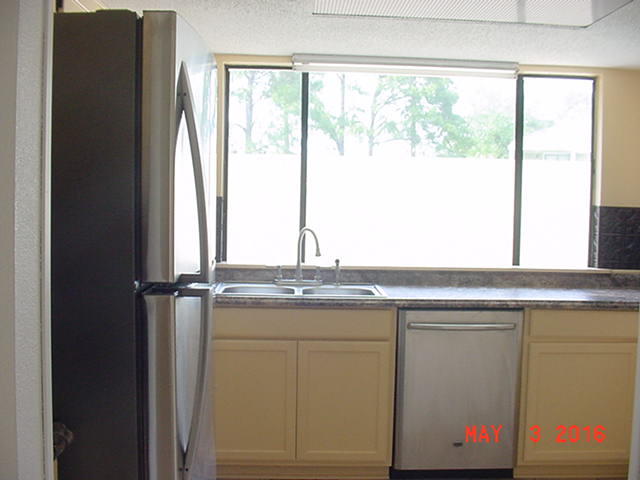 LINKSIDE VILLAGE UNIT 2 - Residential