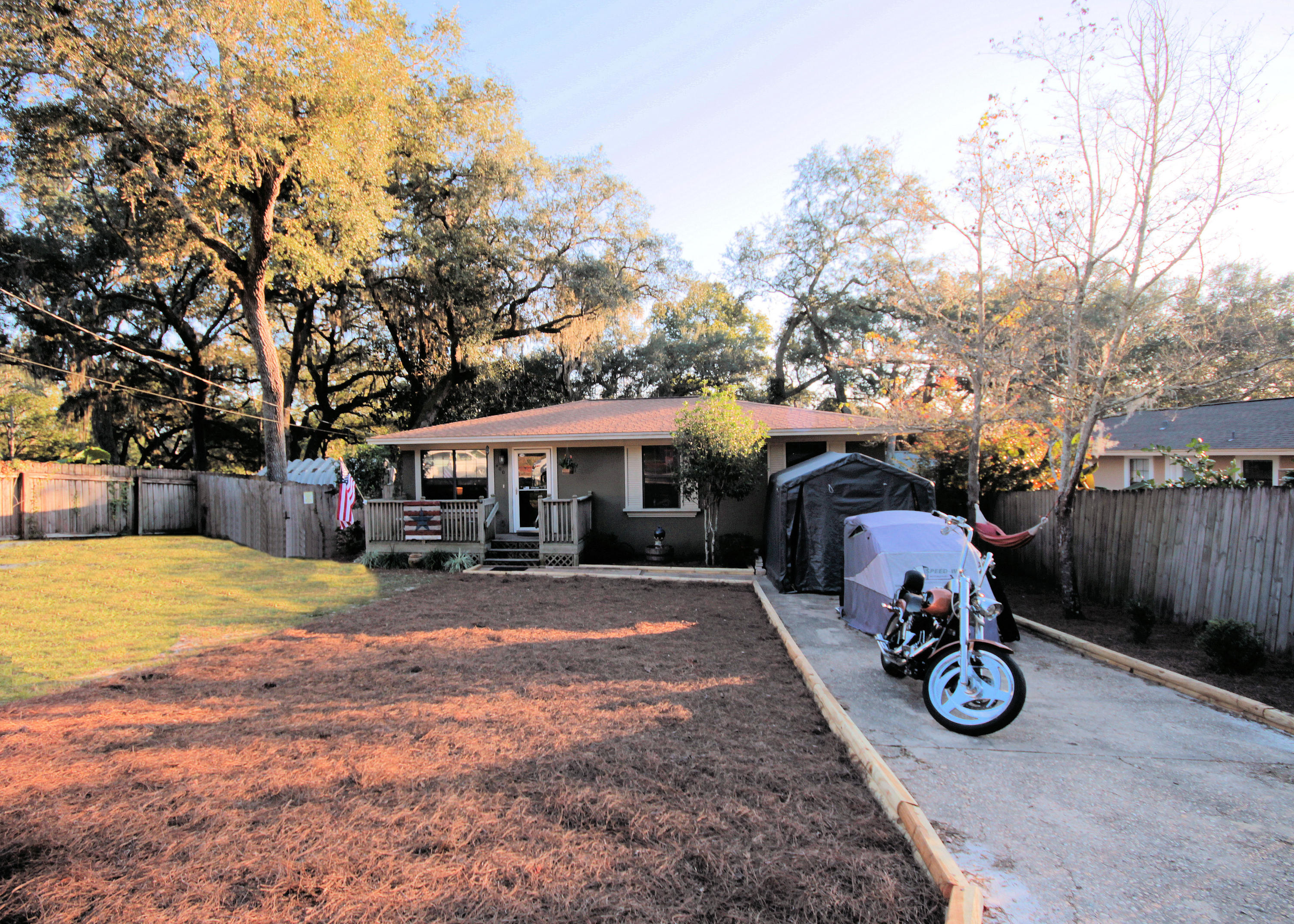 HELMS & ALLEN - Residential