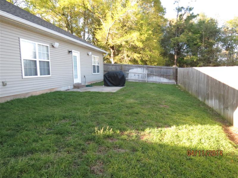 HERITAGE MANOR - Residential Lease