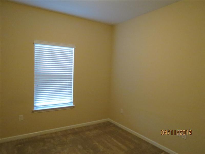 HERITAGE MANOR - Residential Lease