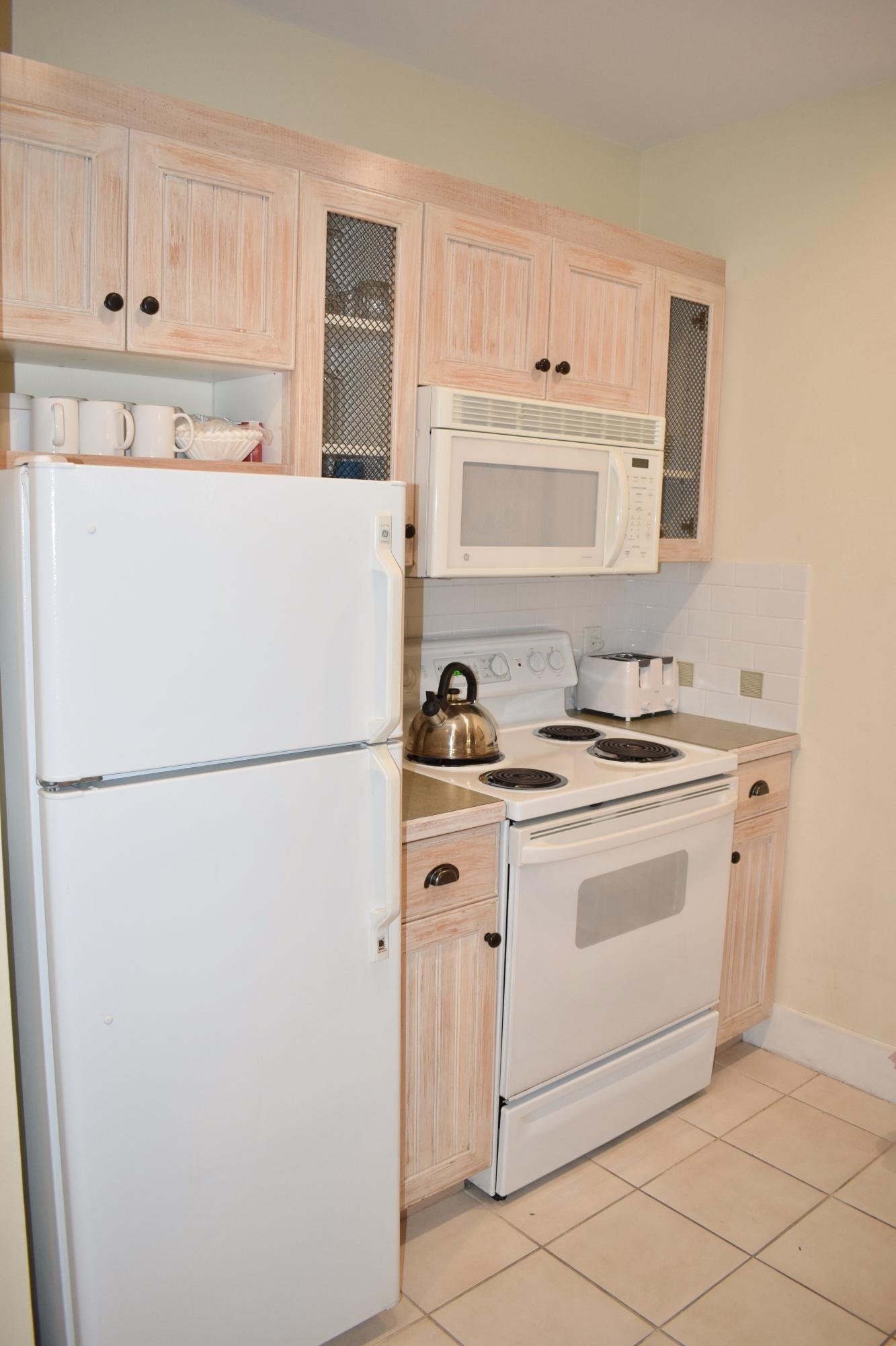 PILOT HOUSE - Residential Lease