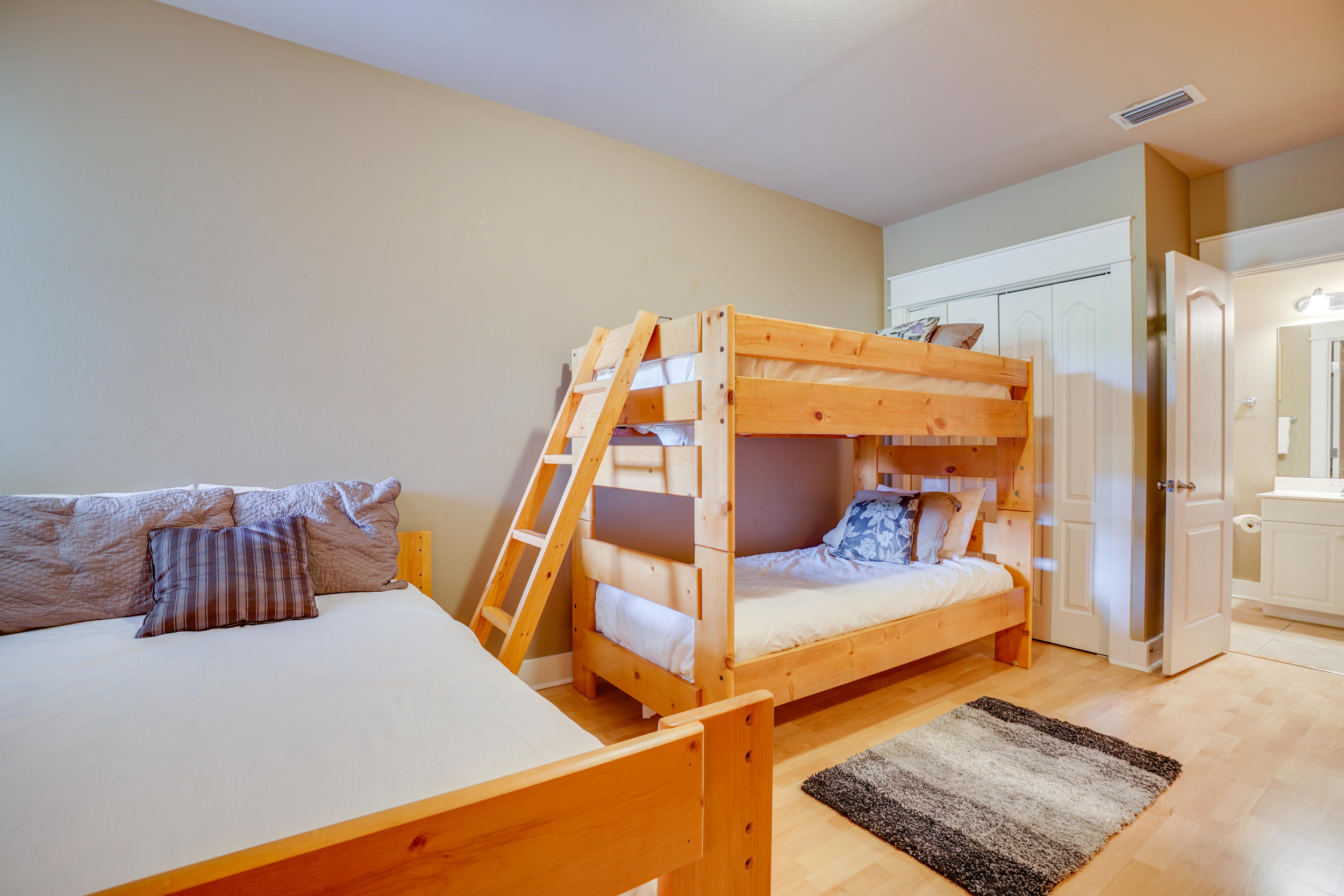 VILLAS AT SEAGROVE BEACH - Residential