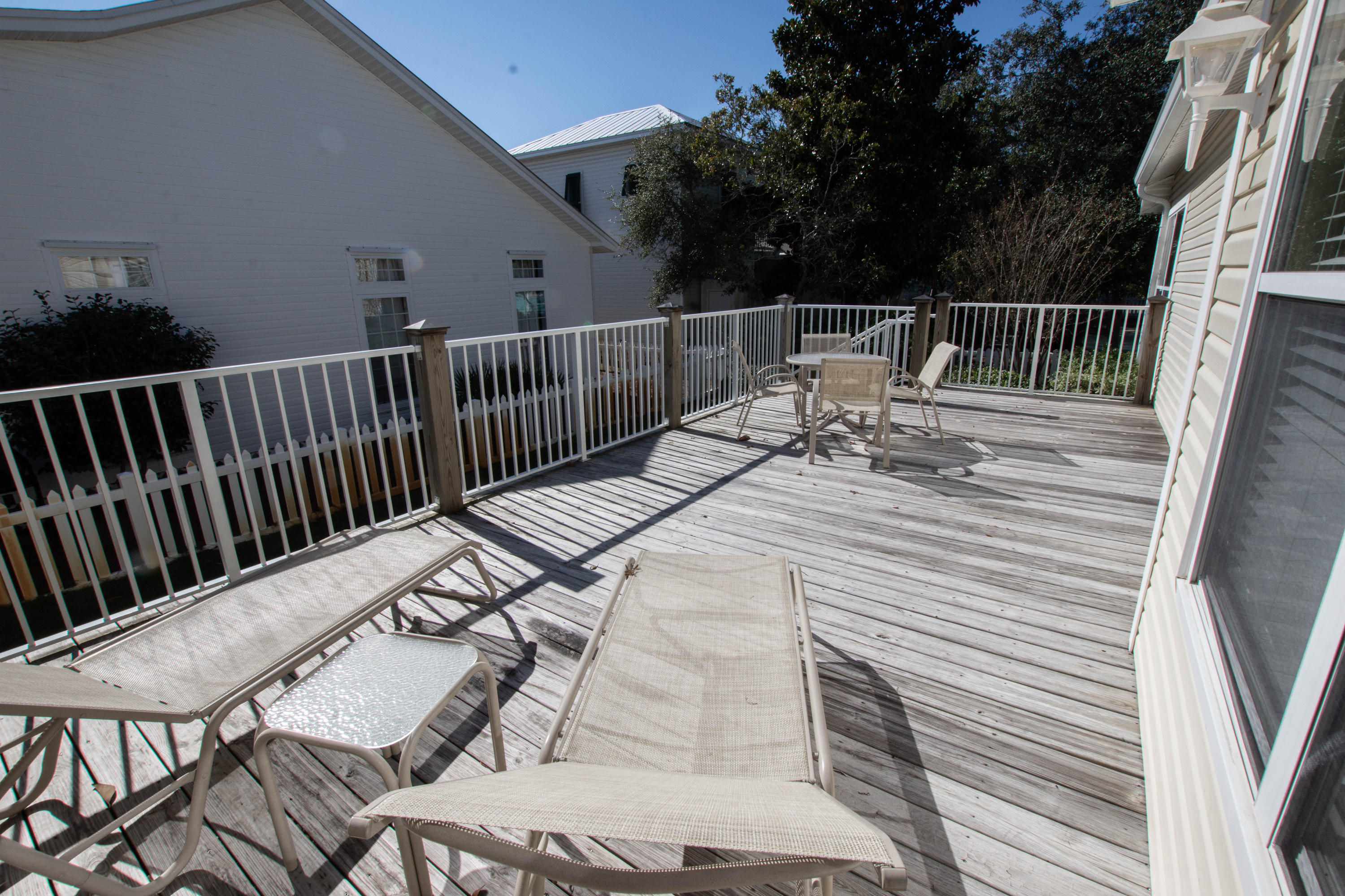 CRYSTAL BEACH - Residential