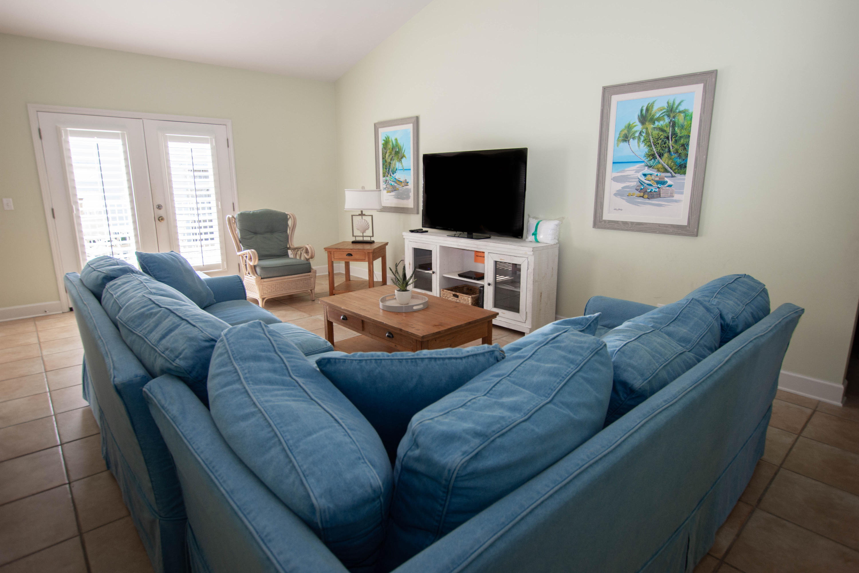 CRYSTAL BEACH - Residential