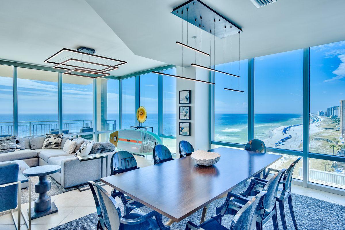SIGNATURE BEACH - Residential
