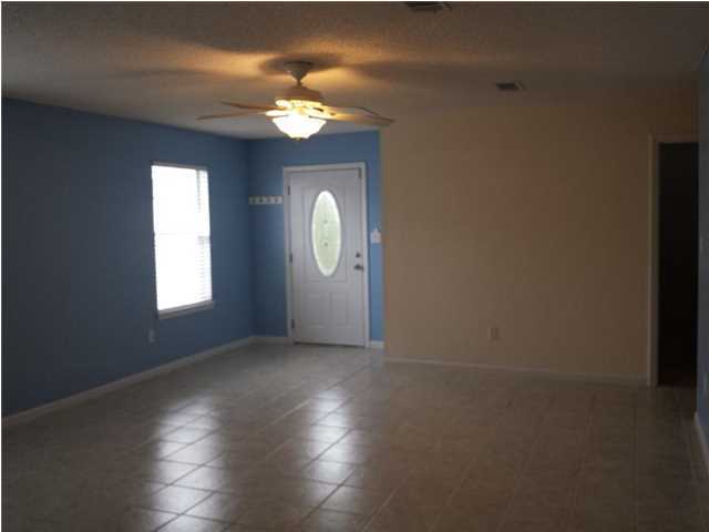 EMERALD ESTATES - Residential Lease