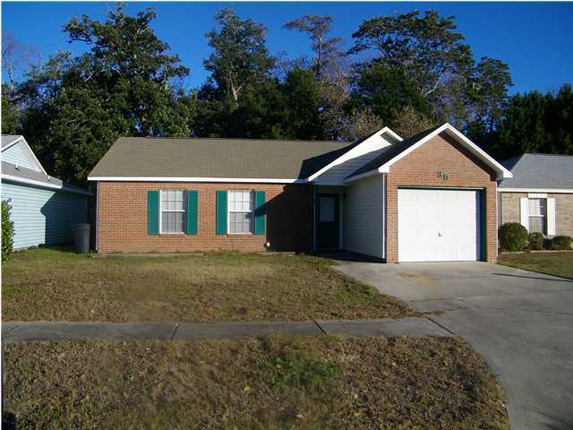 Updated and nicely maintained single family home located within a few blocks of FWB High School, Edwins Elementary and Bruner Middle Schools. Carpet and wood laminate flooring throughout. Back yard partially fenced. Sorry no pets allowed.