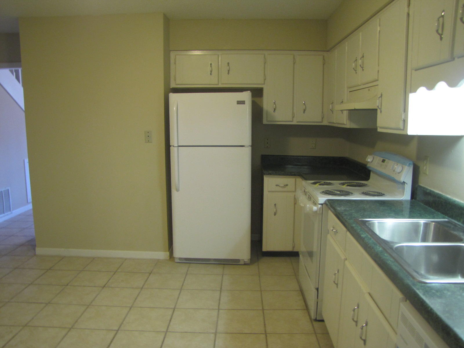 NCLAUGHLIN & HARRIS - Residential Lease