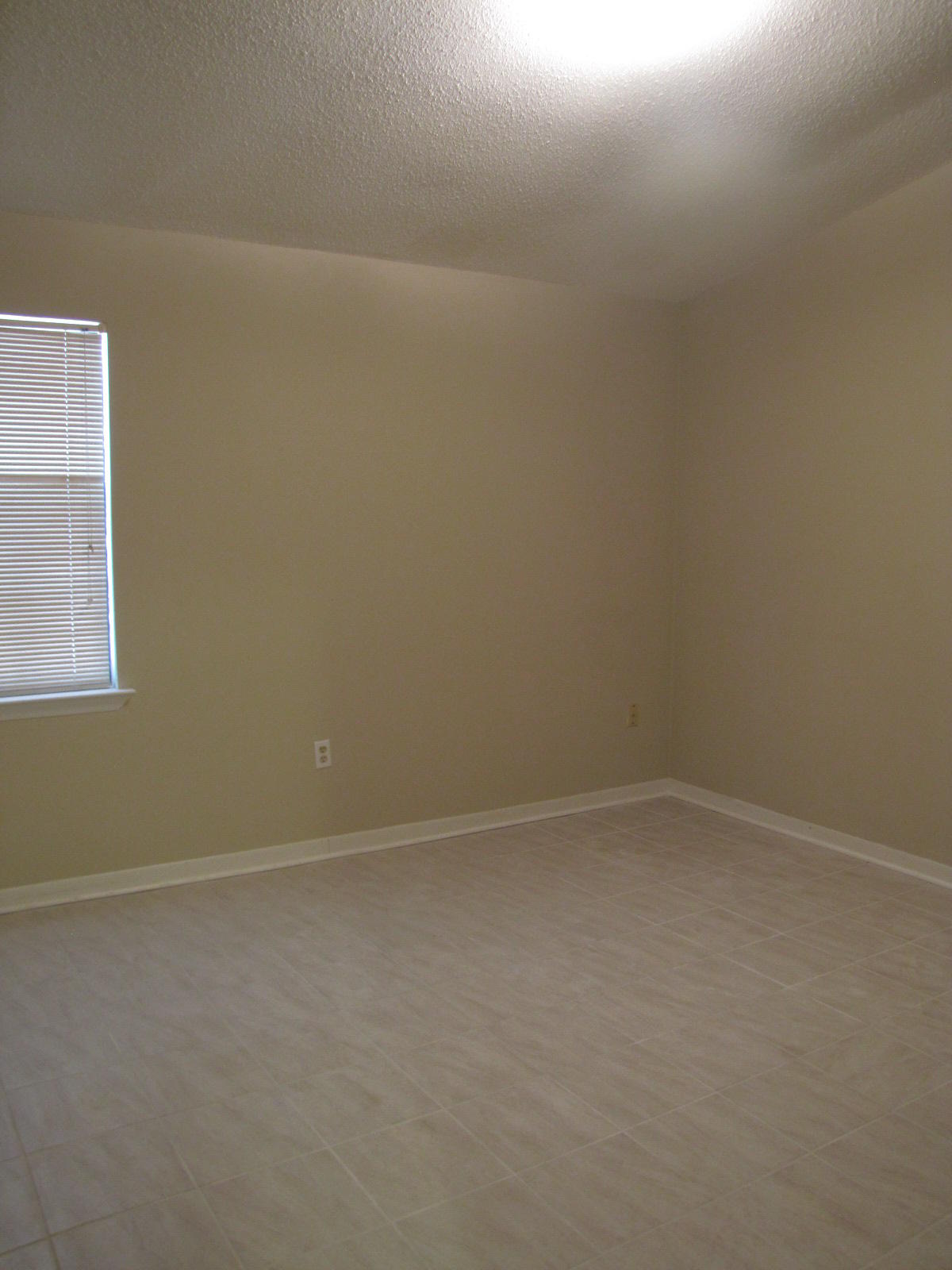 NCLAUGHLIN & HARRIS - Residential Lease