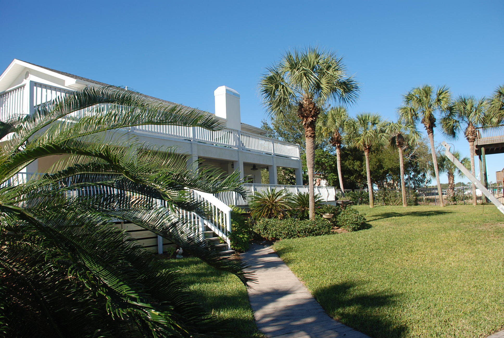 HOLIDAY ISLE - Residential