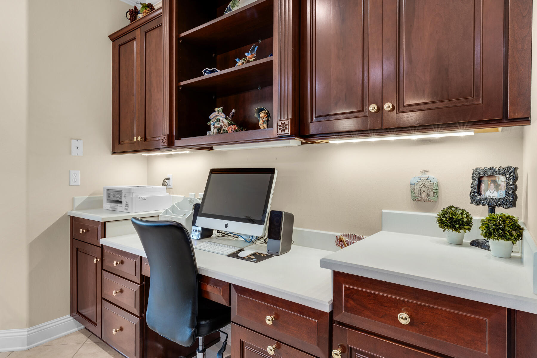 Lafitte Crescent - Residential