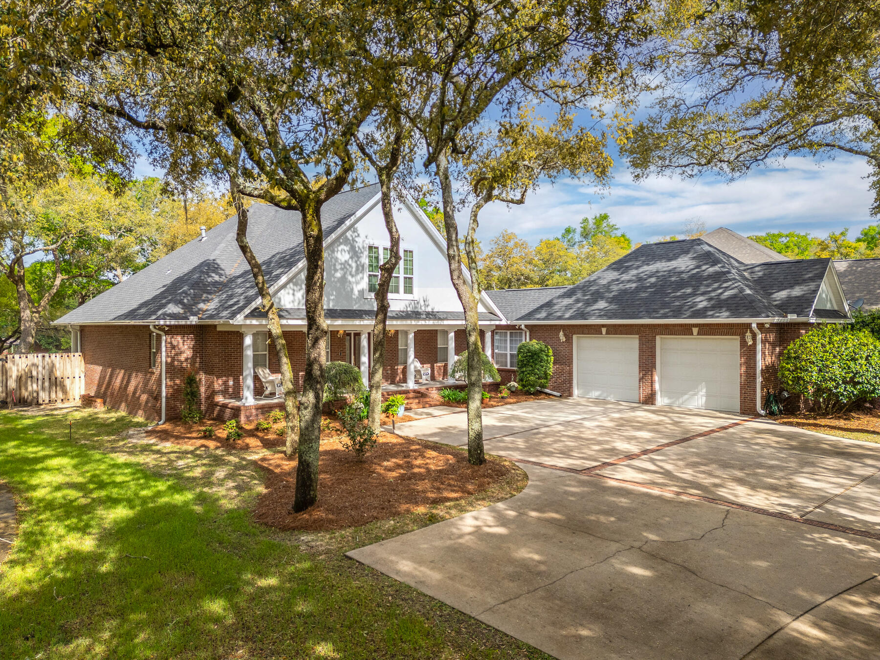 Lafitte Crescent - Residential