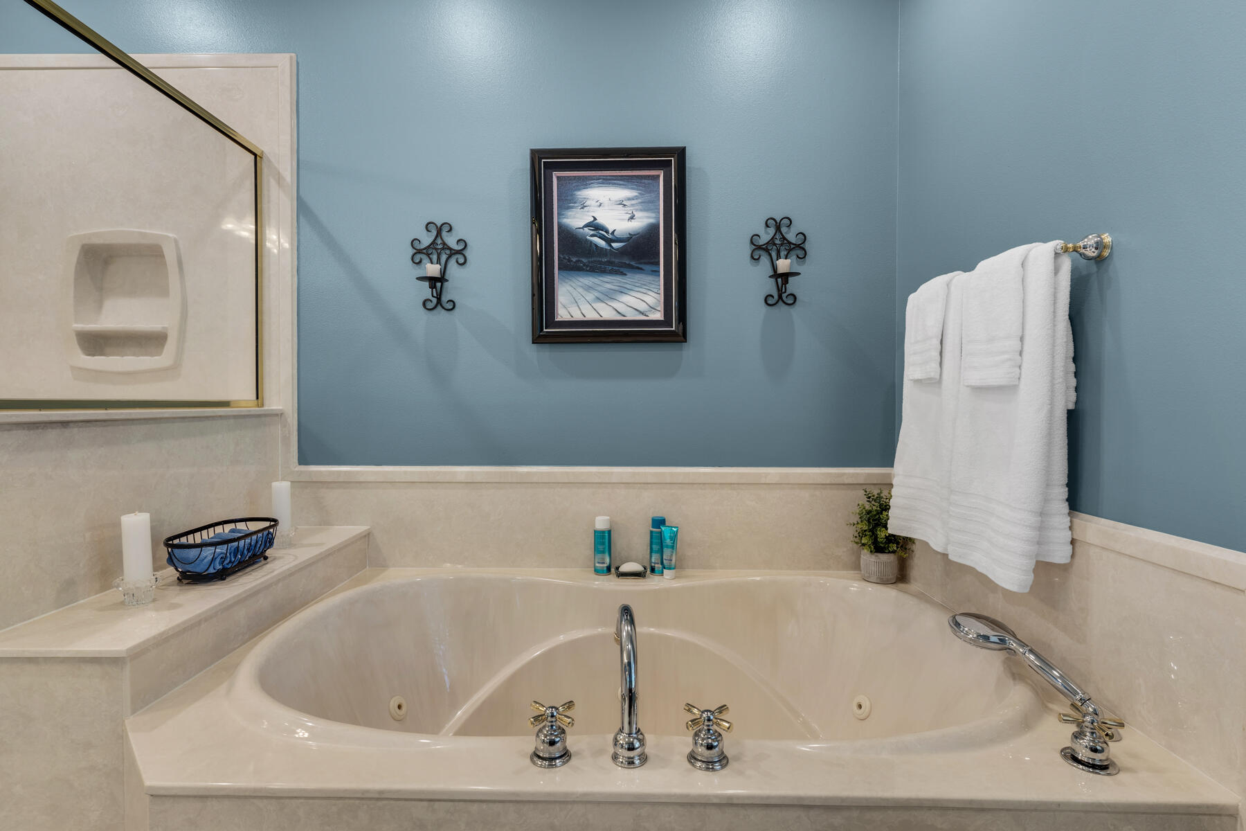 Lafitte Crescent - Residential
