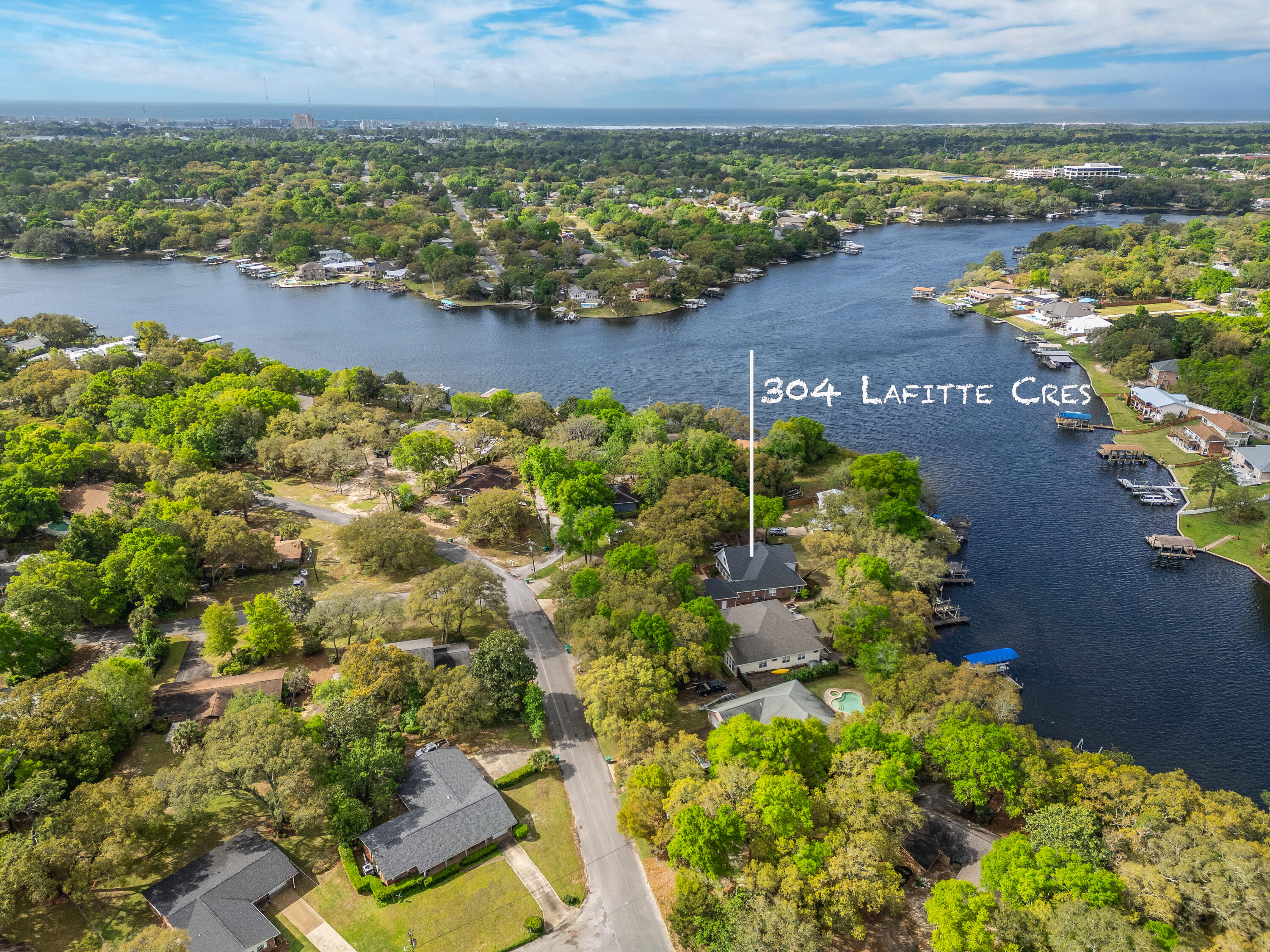 Lafitte Crescent - Residential