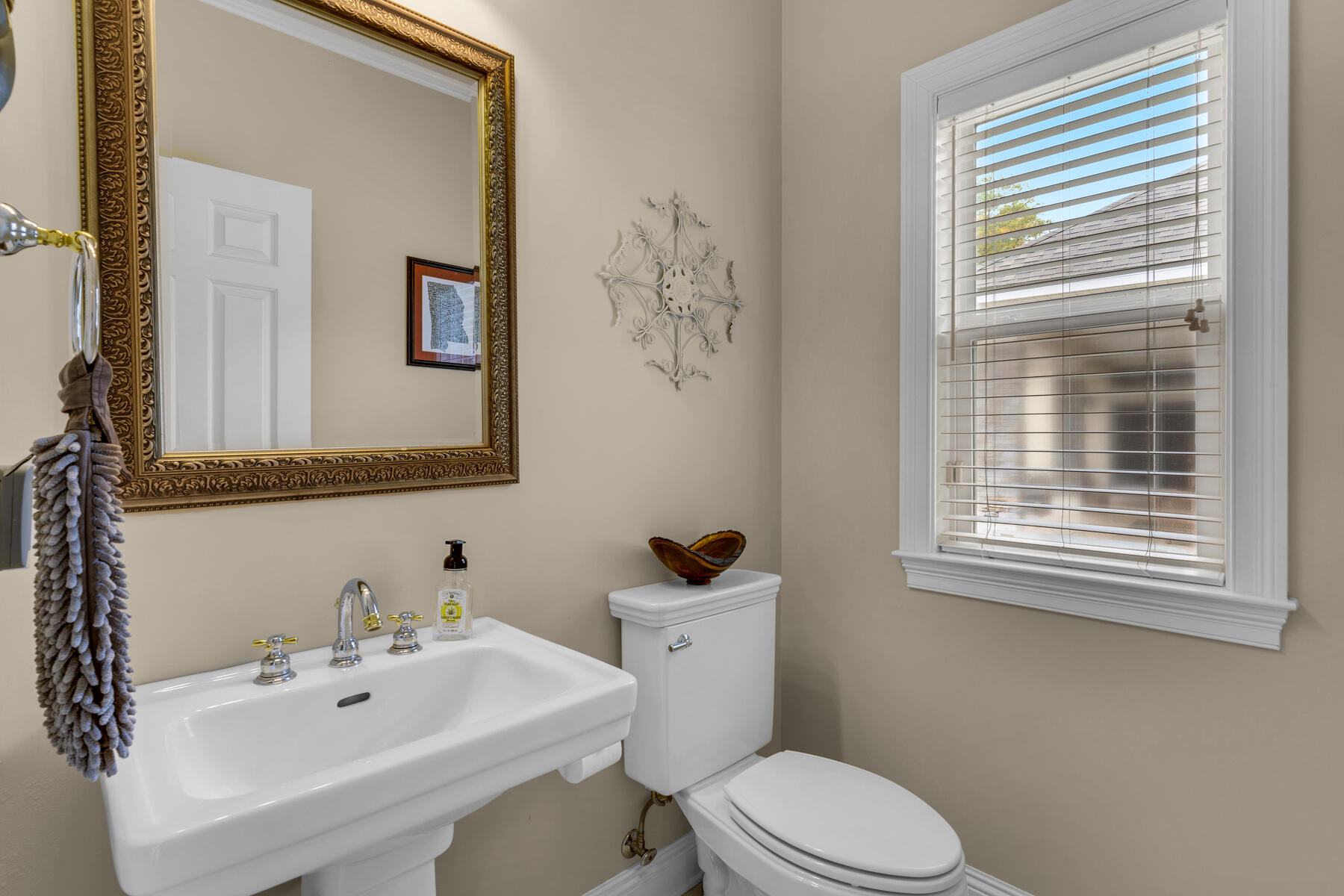 Lafitte Crescent - Residential