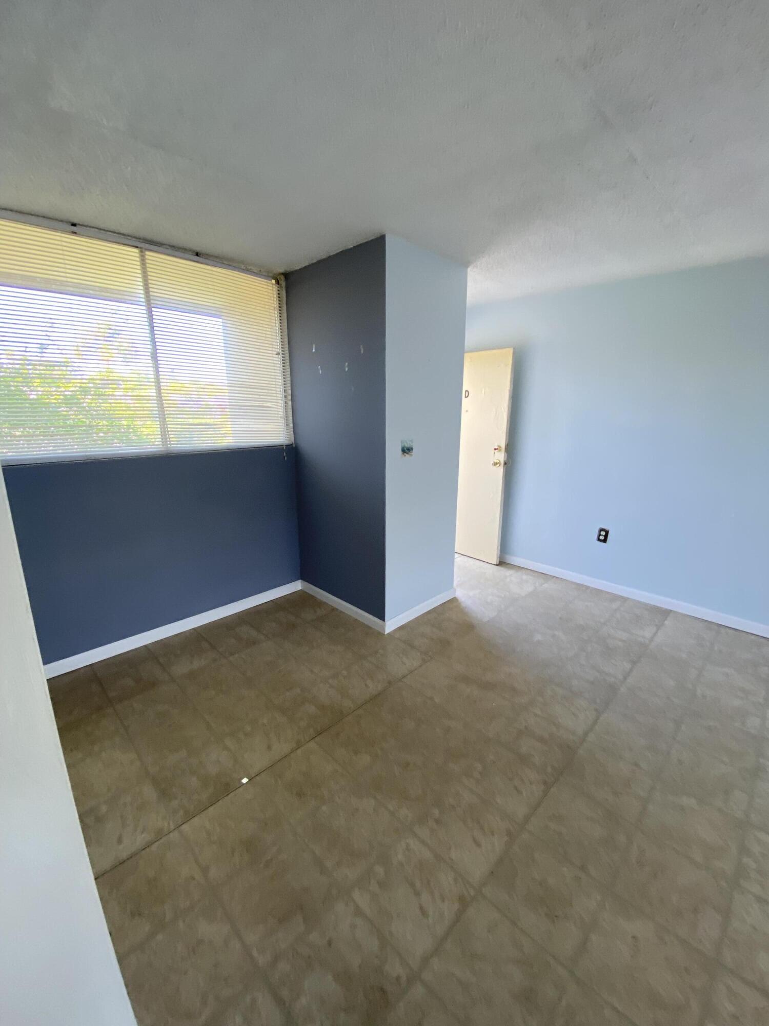 SEA PALM 2 CONDO - Residential Lease