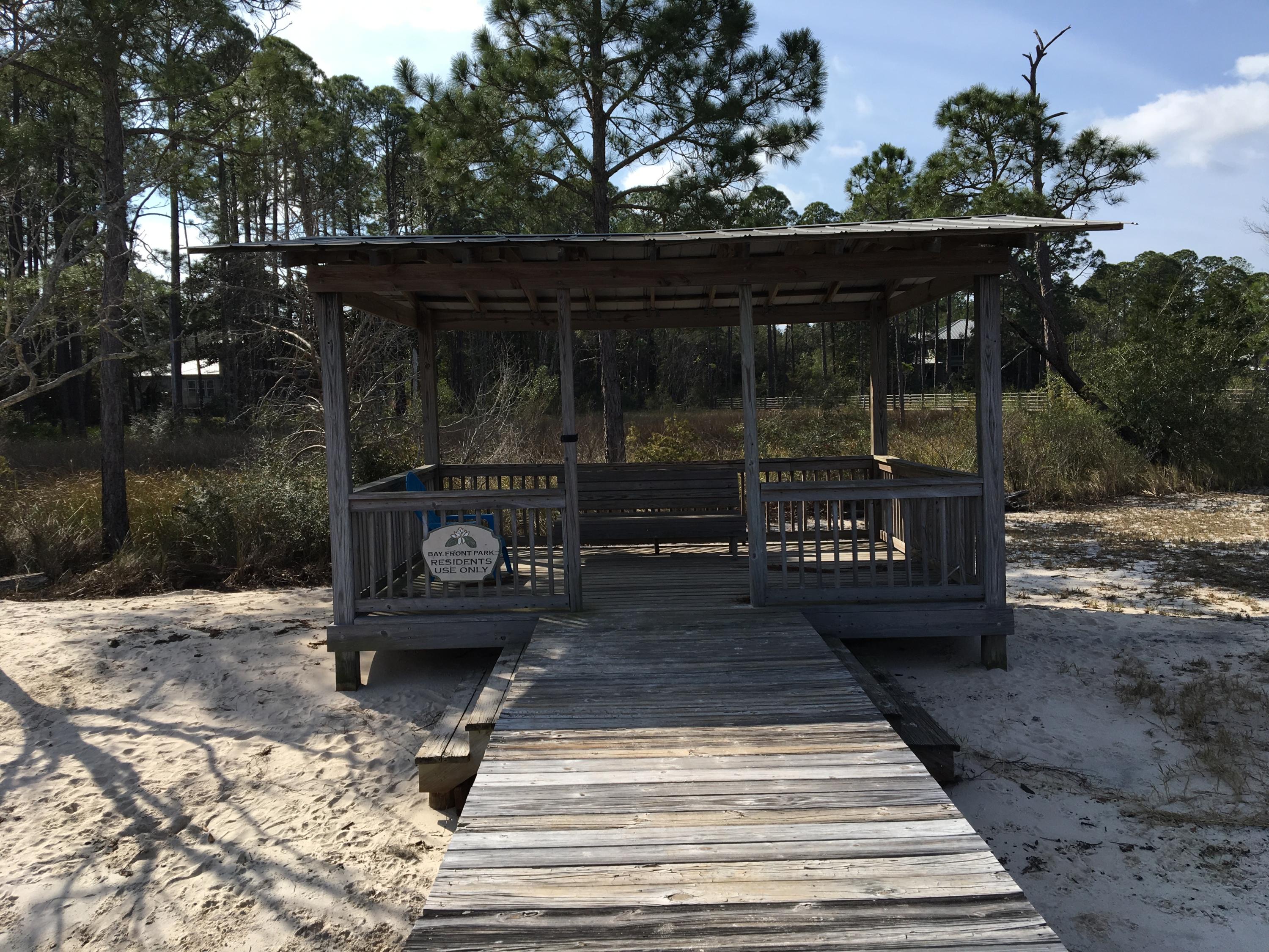 BAY MAGNOLIA - Land