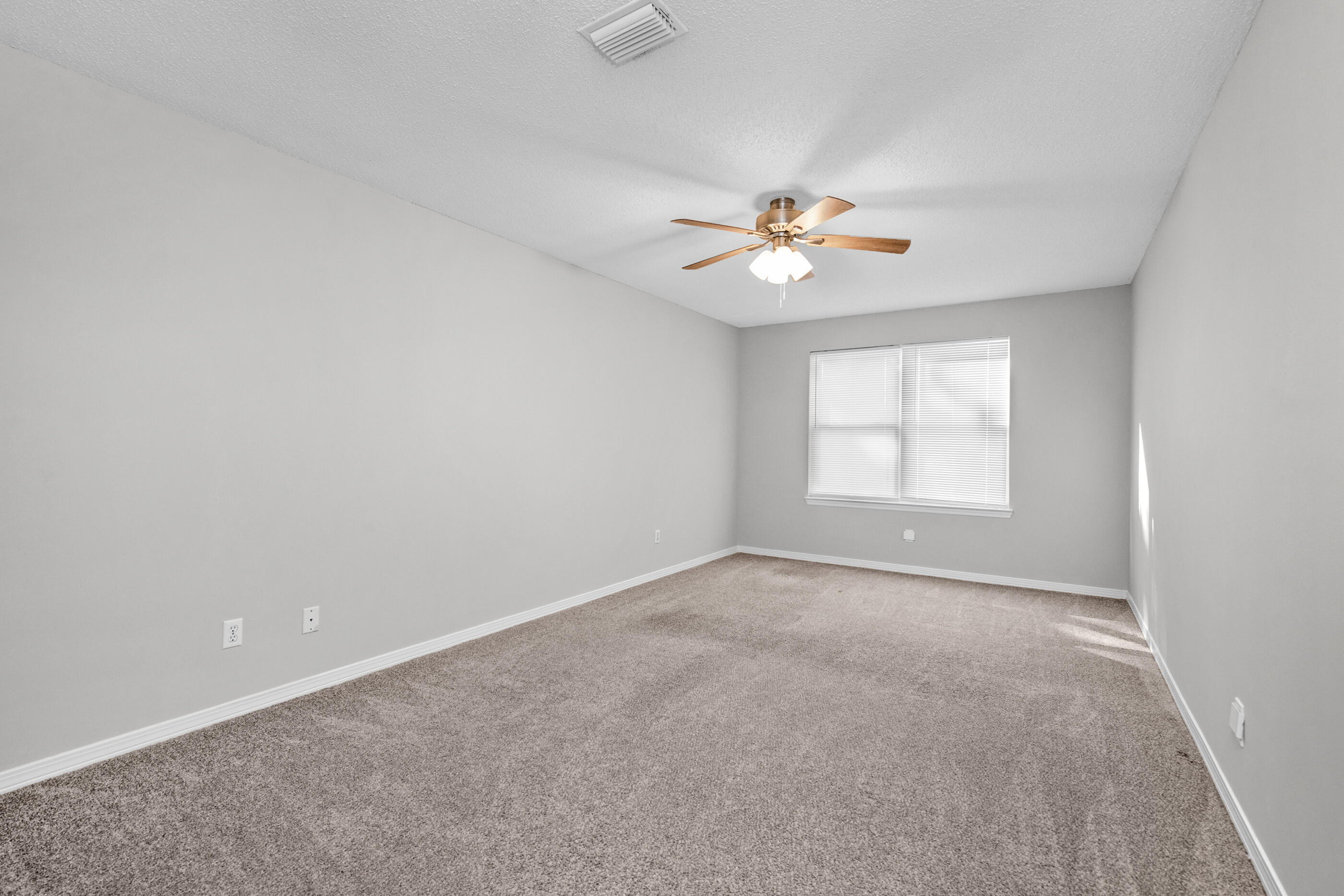 COUNTRY VILLAS - Residential