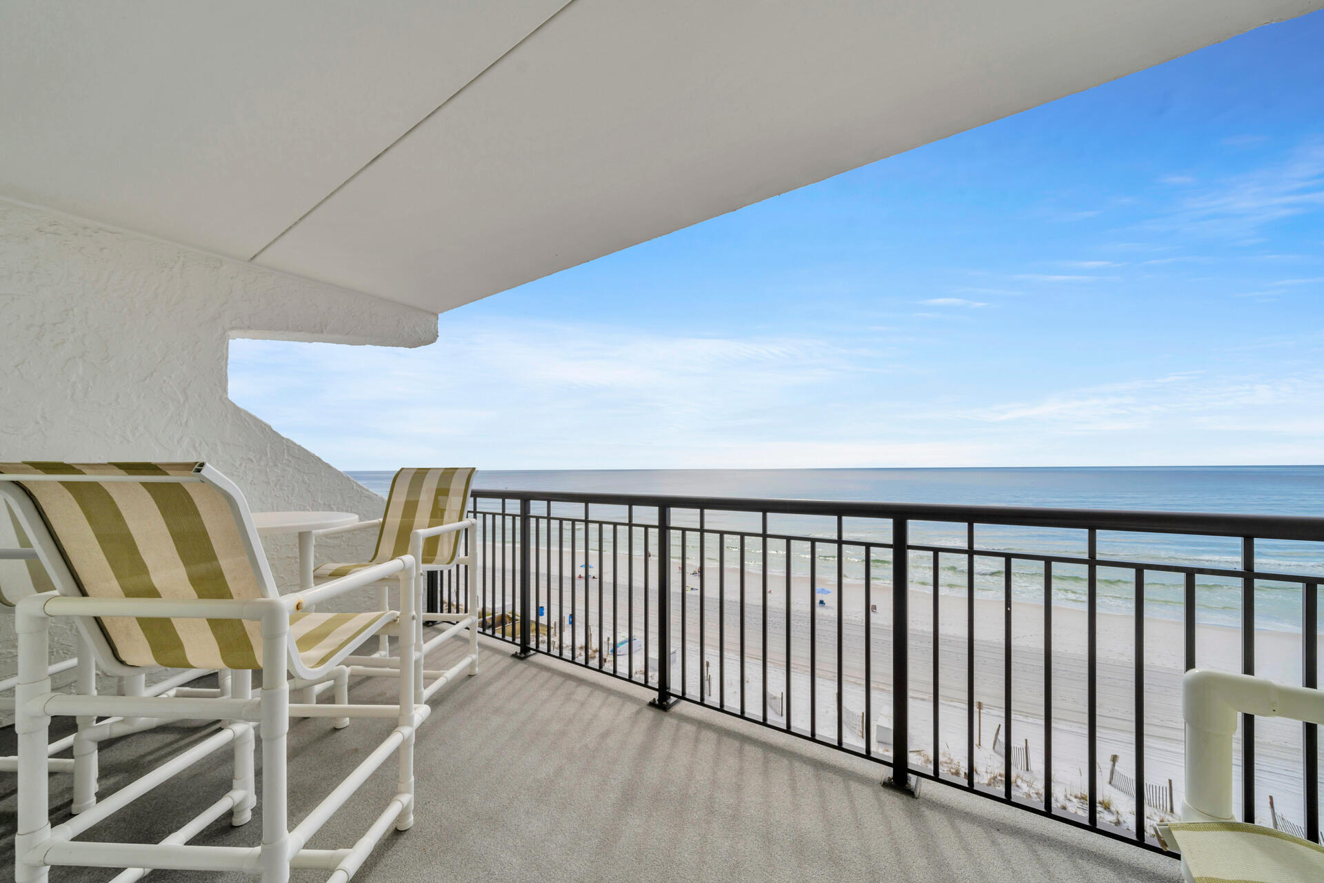 ISLAND ECHO CONDO - Residential